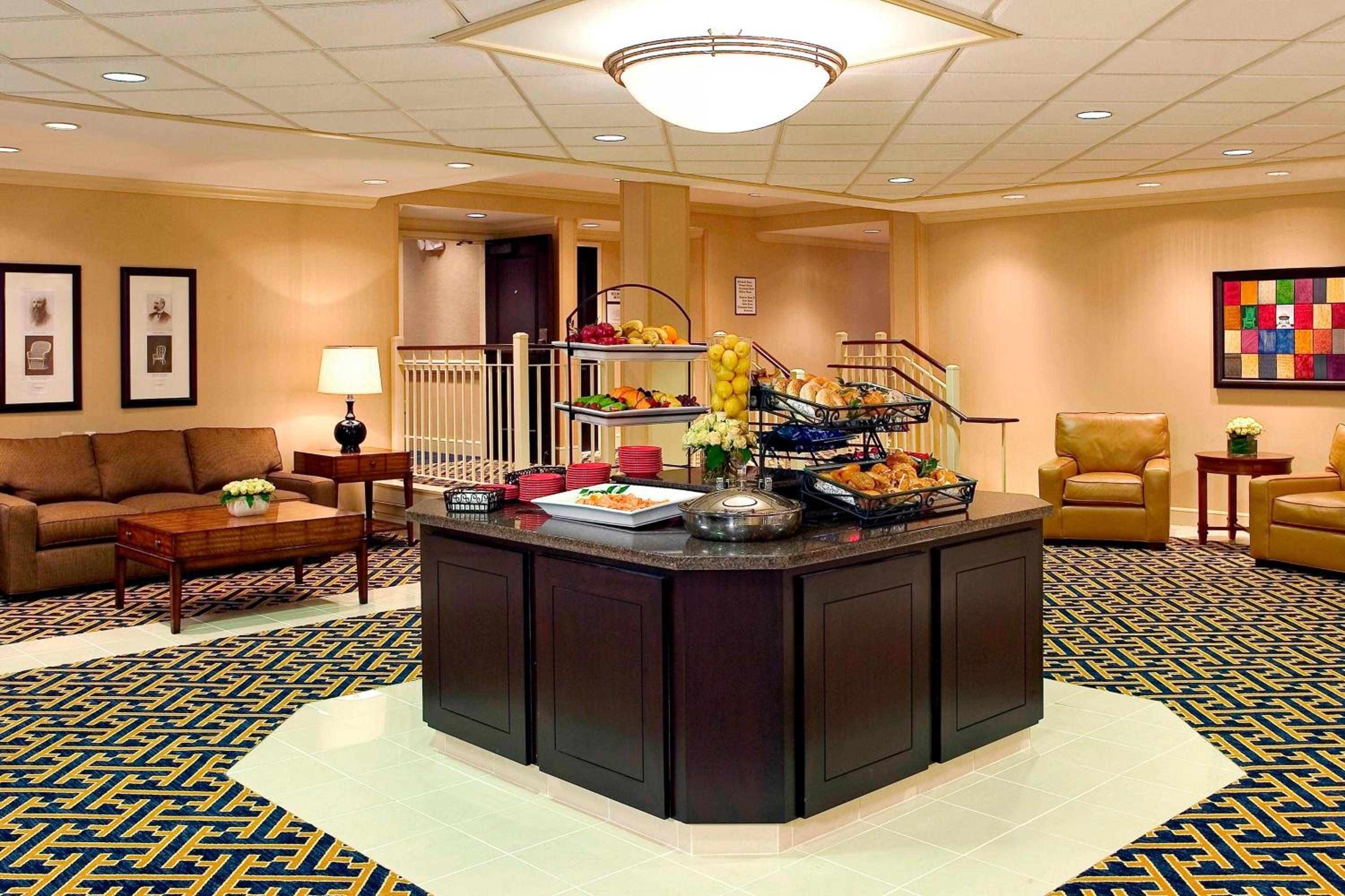 Four Points by Sheraton Wakefield Boston Hotel  Conference Center - Property Image 5