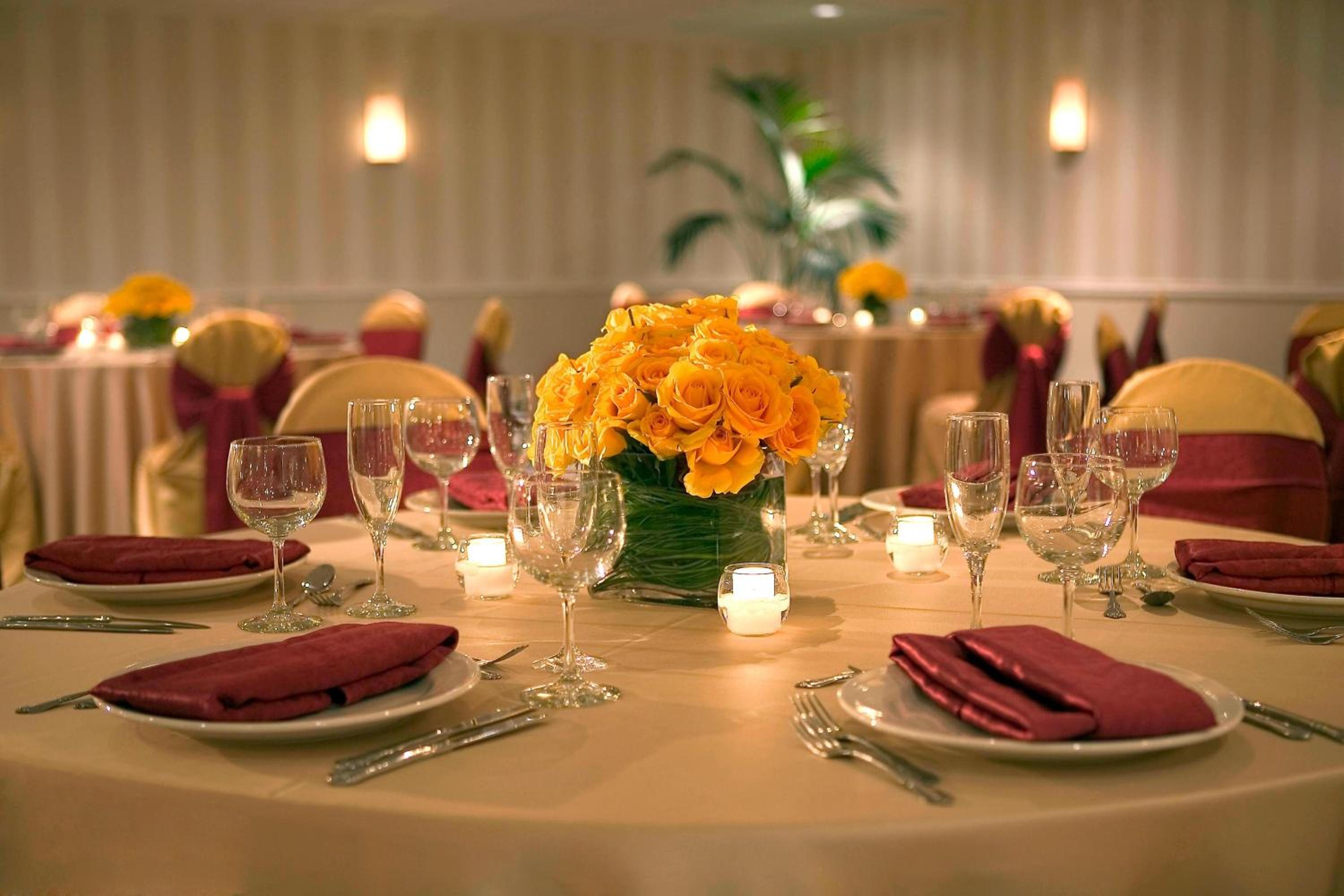 Four Points by Sheraton Wakefield Boston Hotel Conference Center - Property Image 2