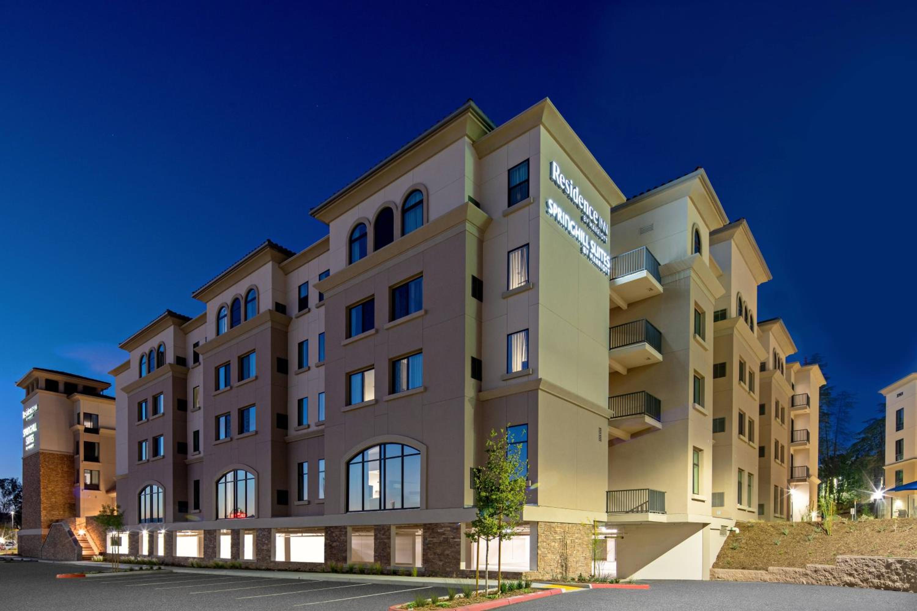 Valencia Vacations - SpringHill Suites by Marriott Valencia - Property Image 31