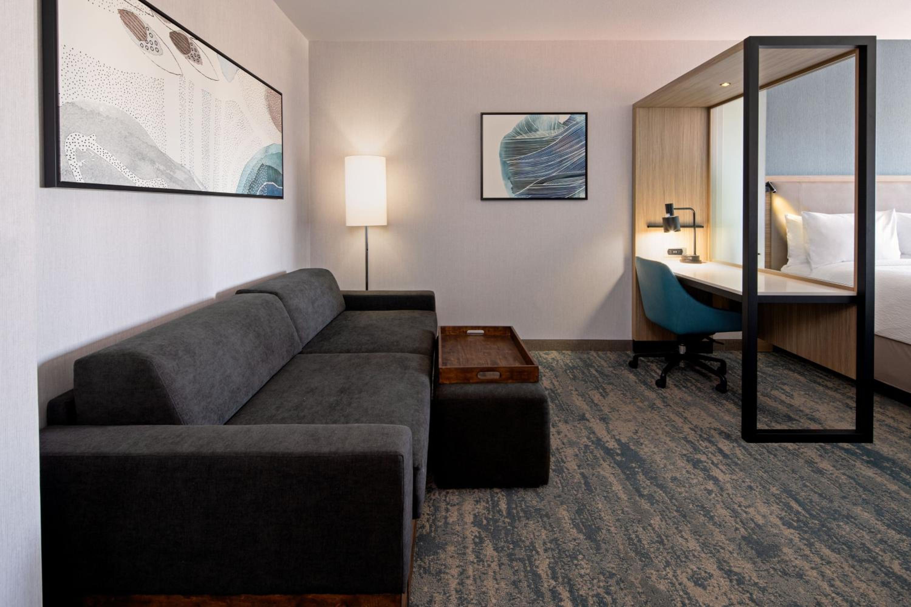 Valencia Vacations - SpringHill Suites by Marriott Valencia - Property Image 23