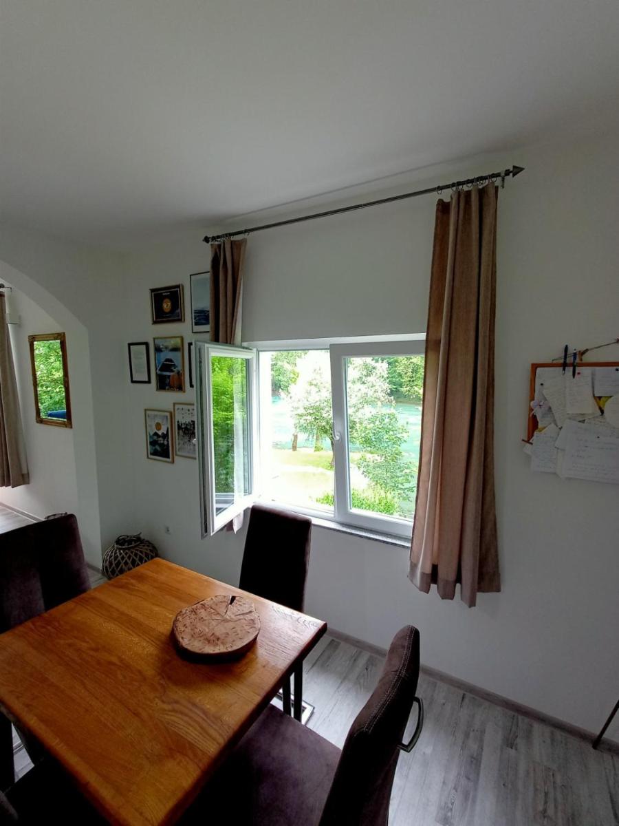 Anur Apartment