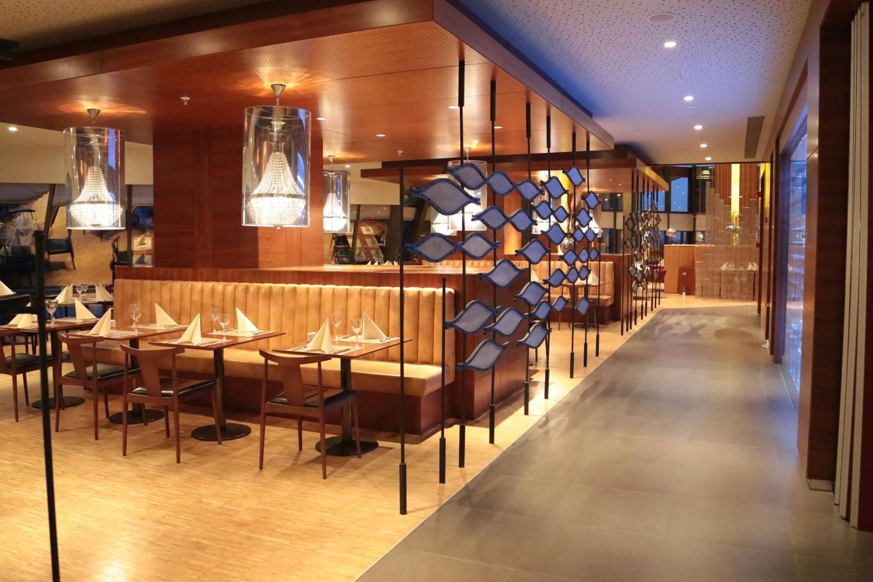 Sheraton Istanbul Atakoy Hotel - Image 47