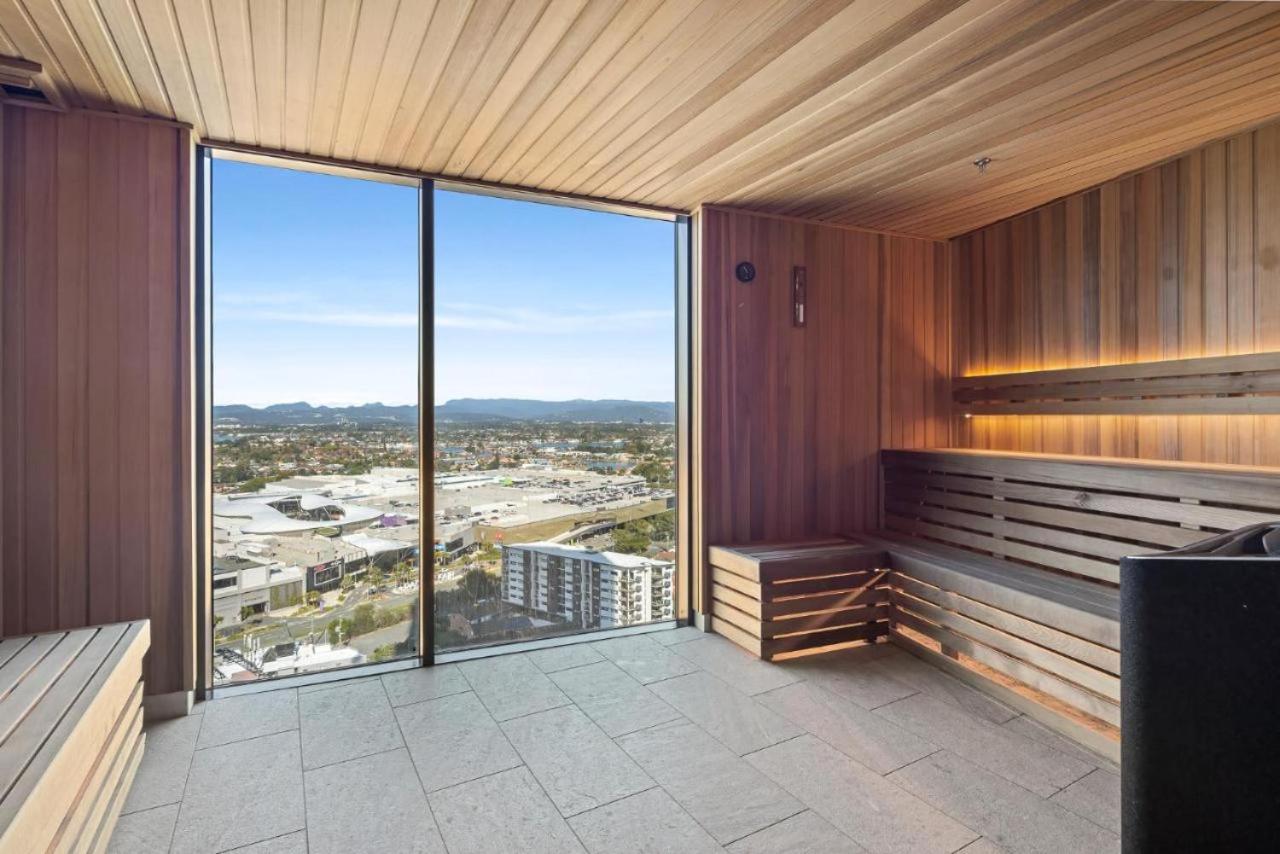 Luxury Casino Apartment in Broadbeach Island