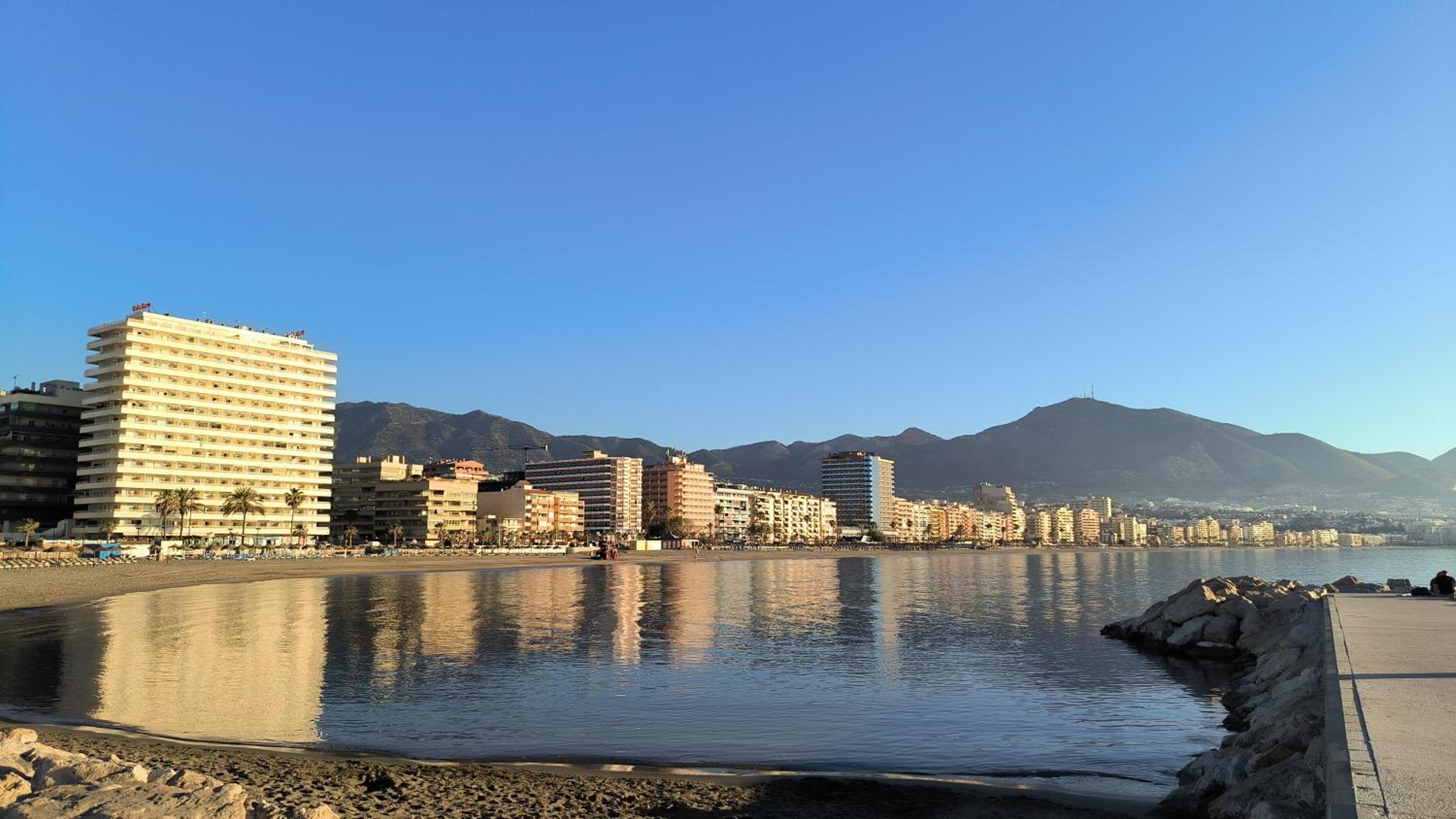 Fuengirola Beach and Holidays