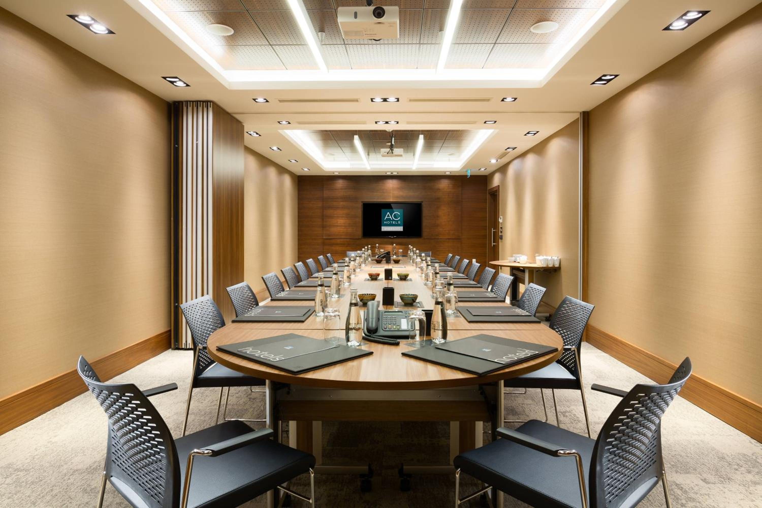 AC Hotel İstanbul Maçka - Image 21