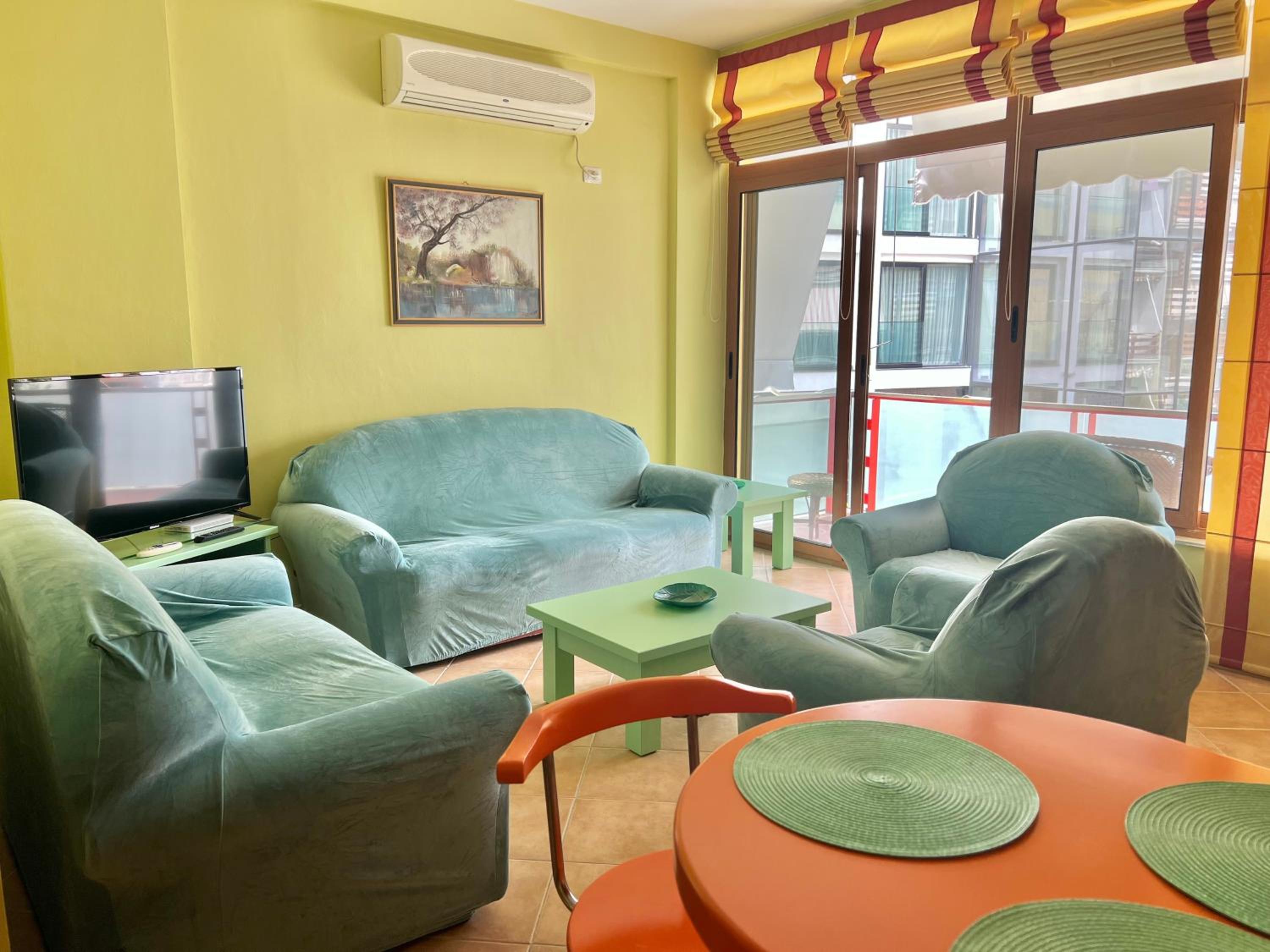 Rolling Apartment Golem - Next to Premium Hotels & Grand Blue FaFa