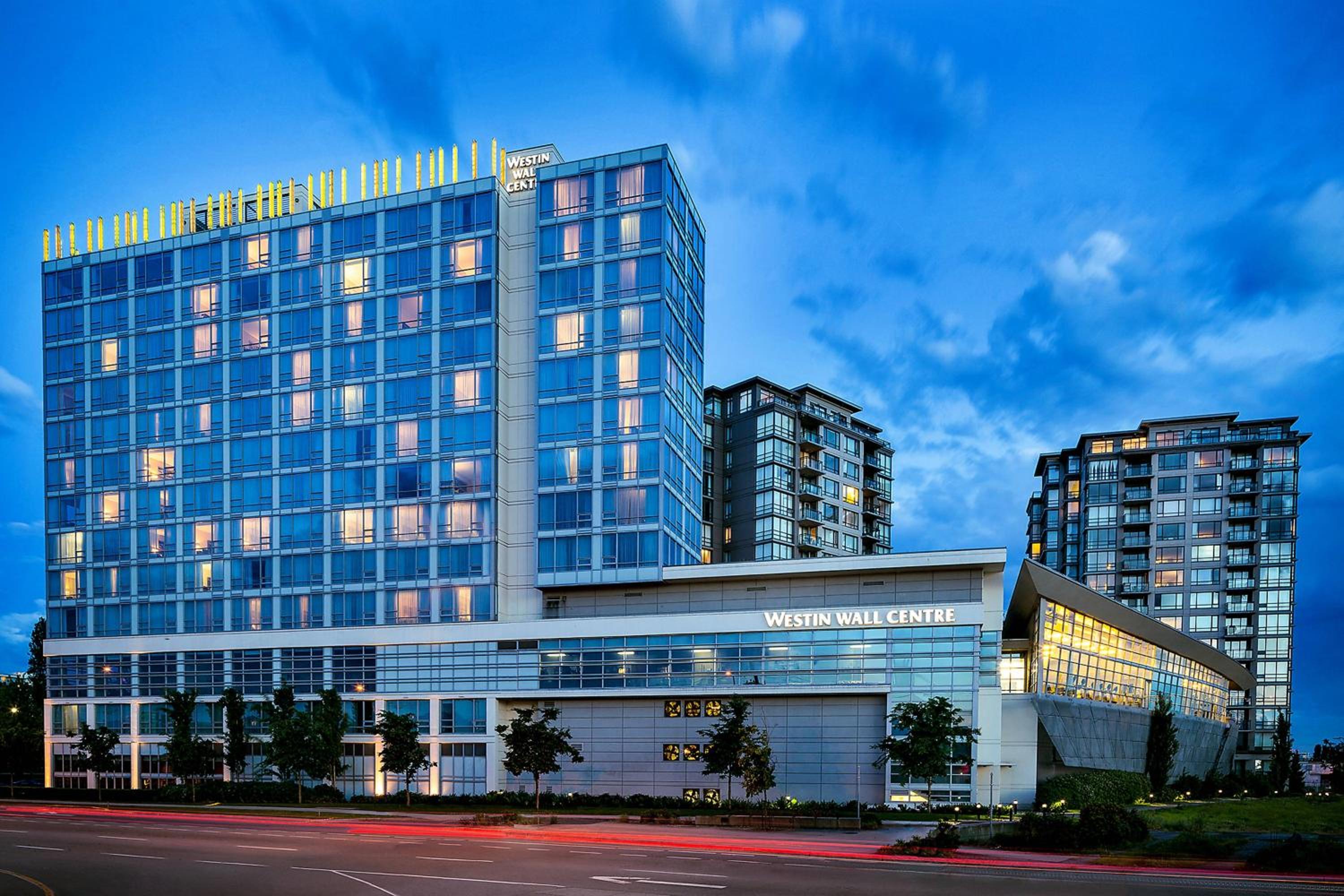 Hotel The Westin Wall Centre, Vancouver Airport - Image 1