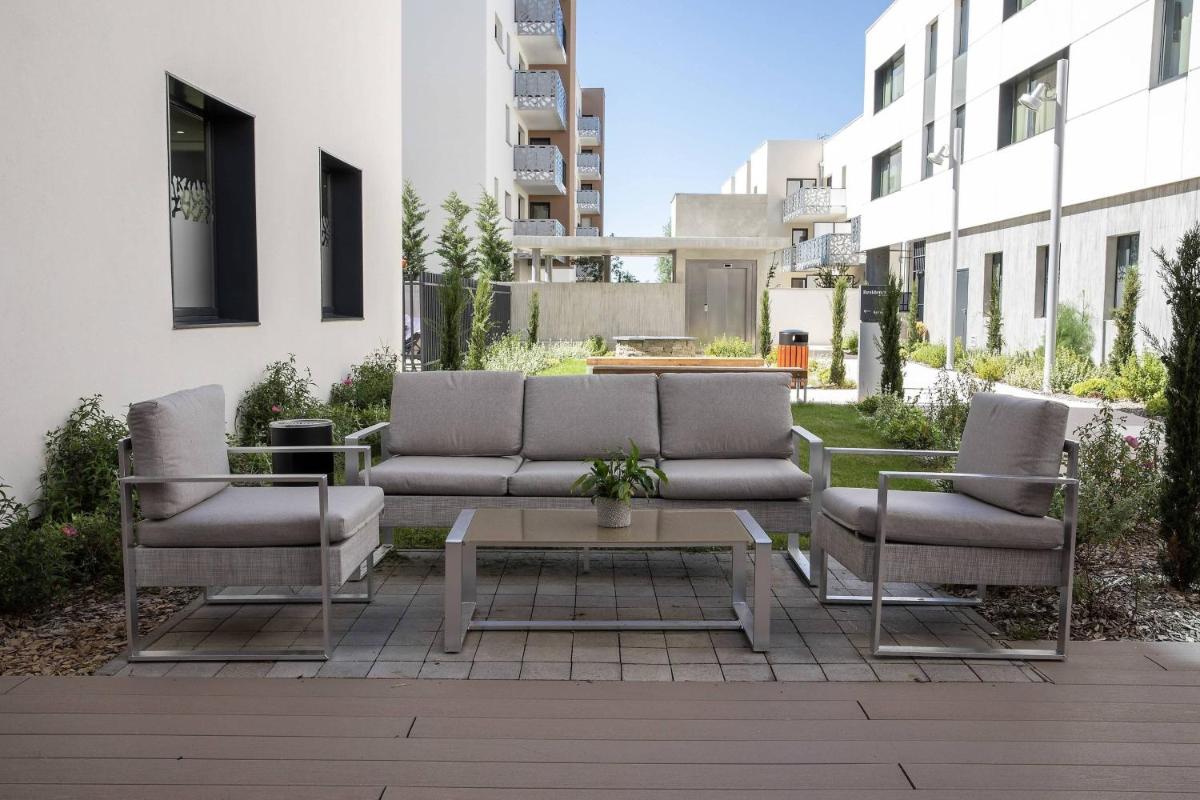 outdoor BBQ area