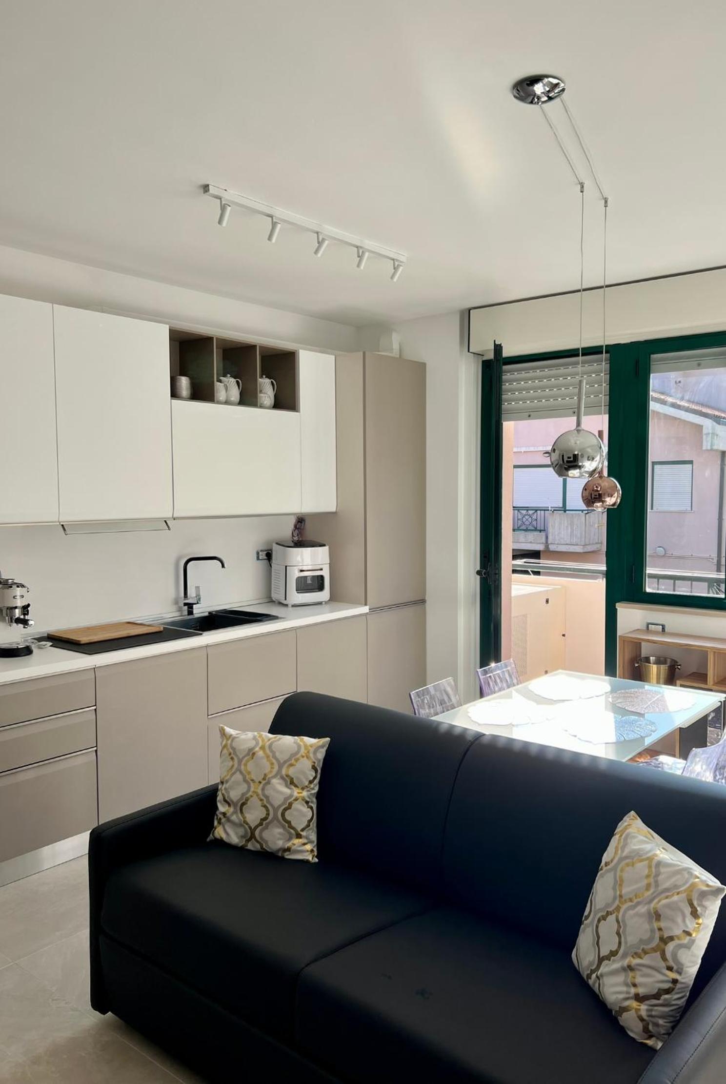 Maison Chic Montenero Marina photo 2