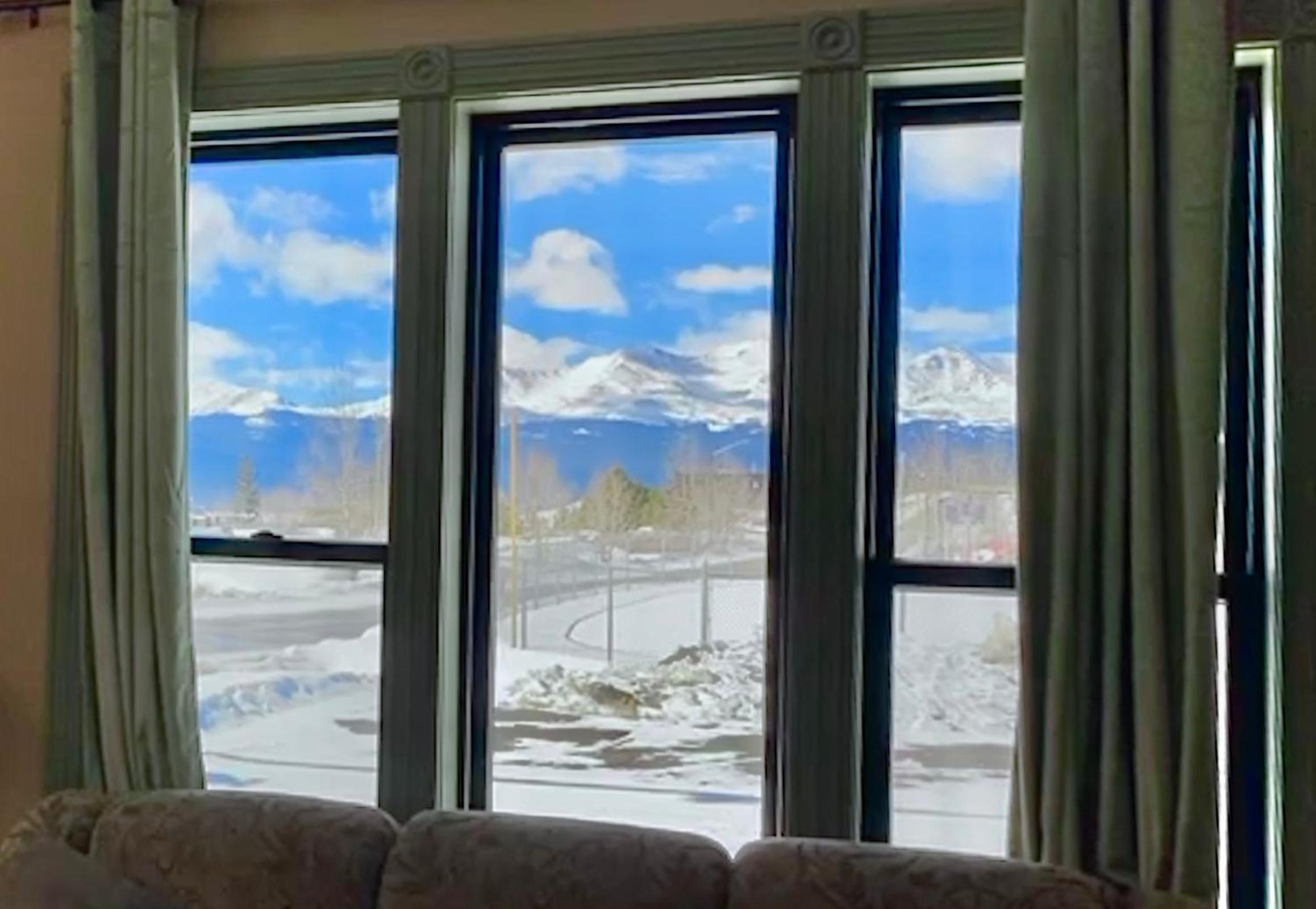 Mountain View Victorian With Hot Tub! view 5