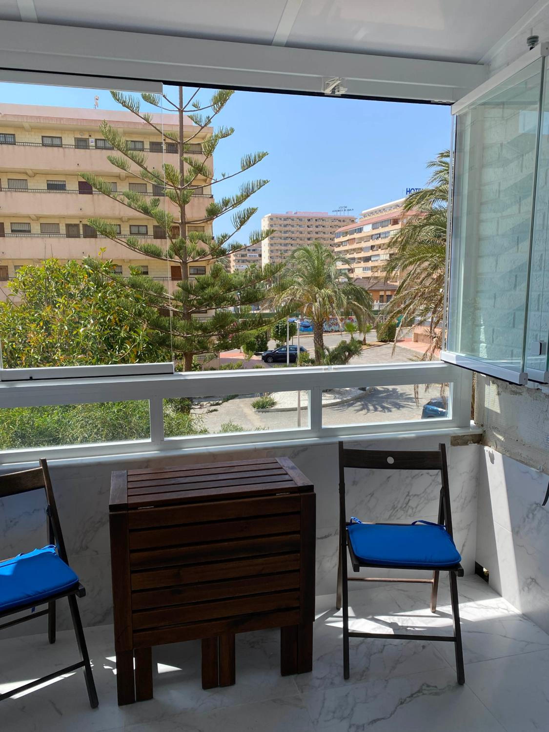 Splendido appartamento fronte mare vista spiaggia - prima linea mare view 4