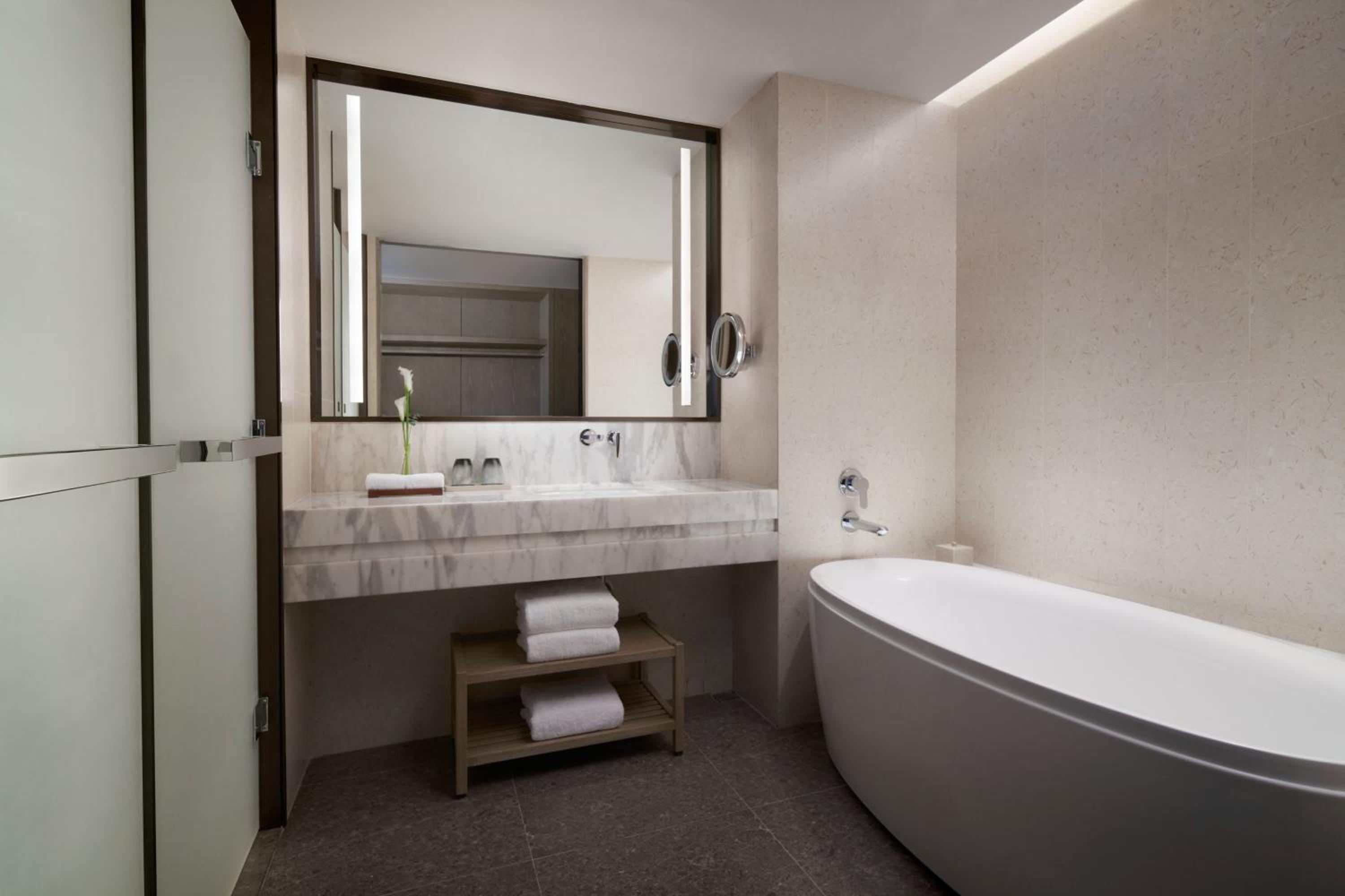 Sanya Marriott Yalong Bay Resort & Spa