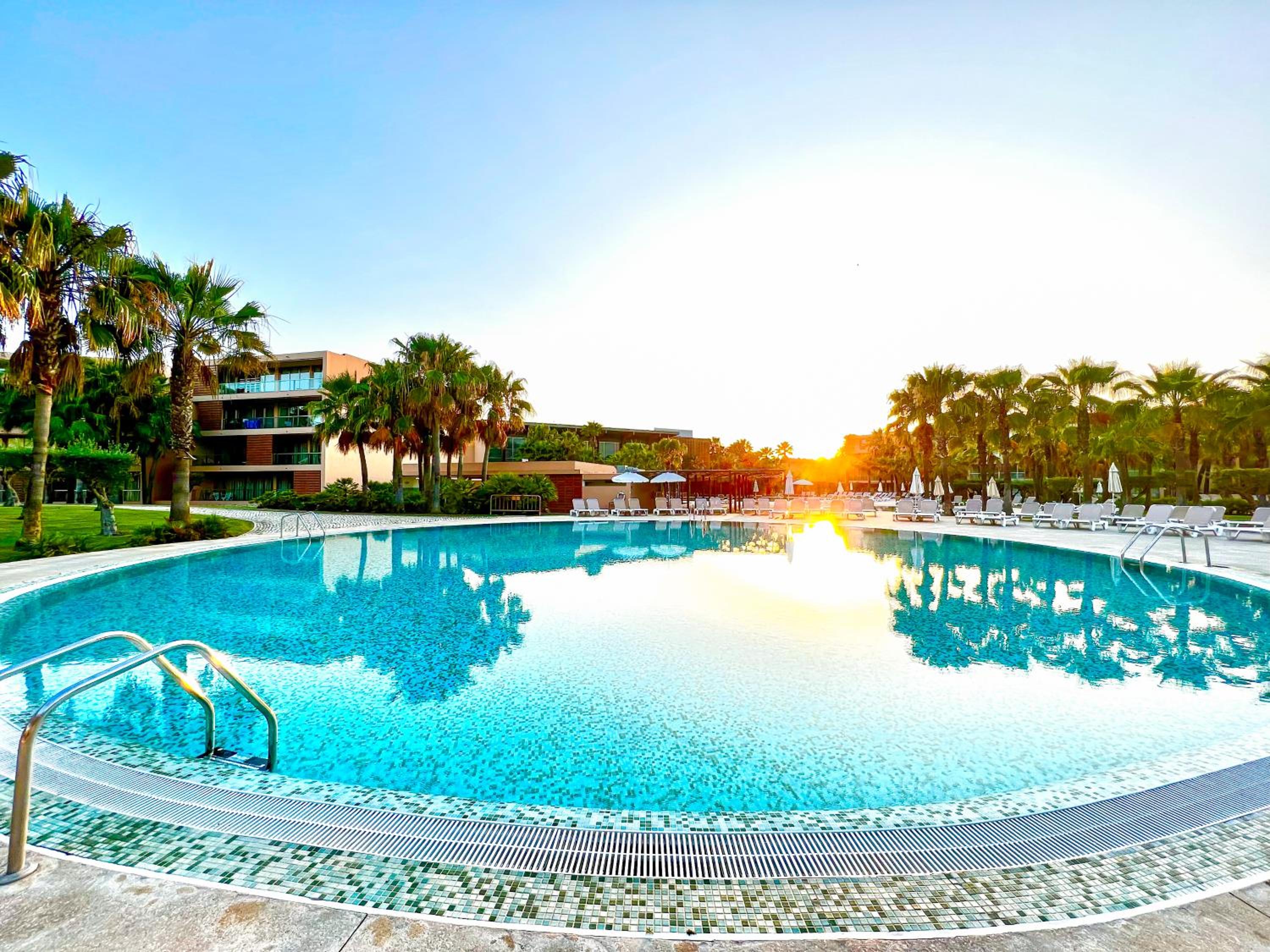 Outstanding Condo- Beach, Pool & Golf by BeCherish view 3