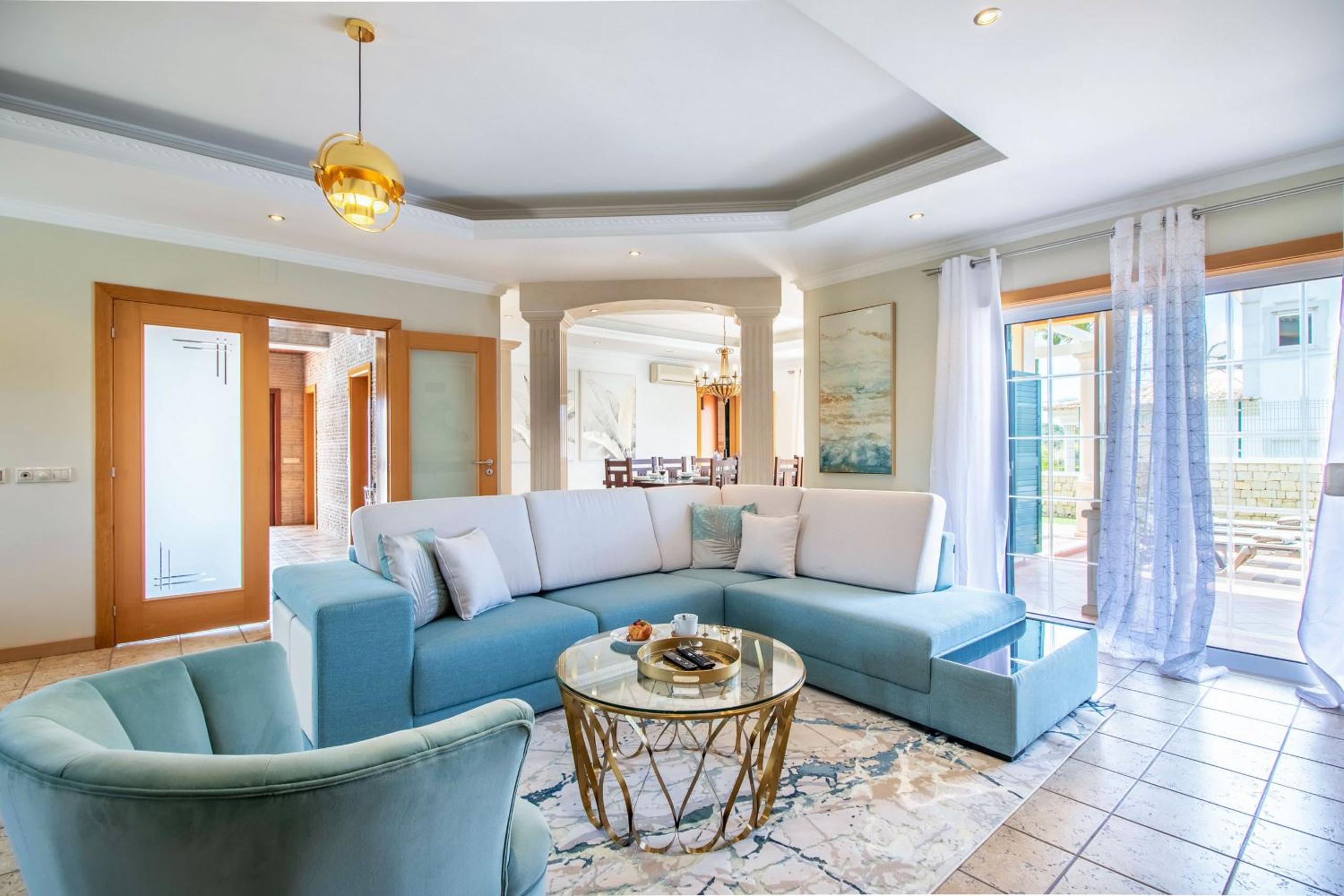 Villa Iris by Algarve Holidays