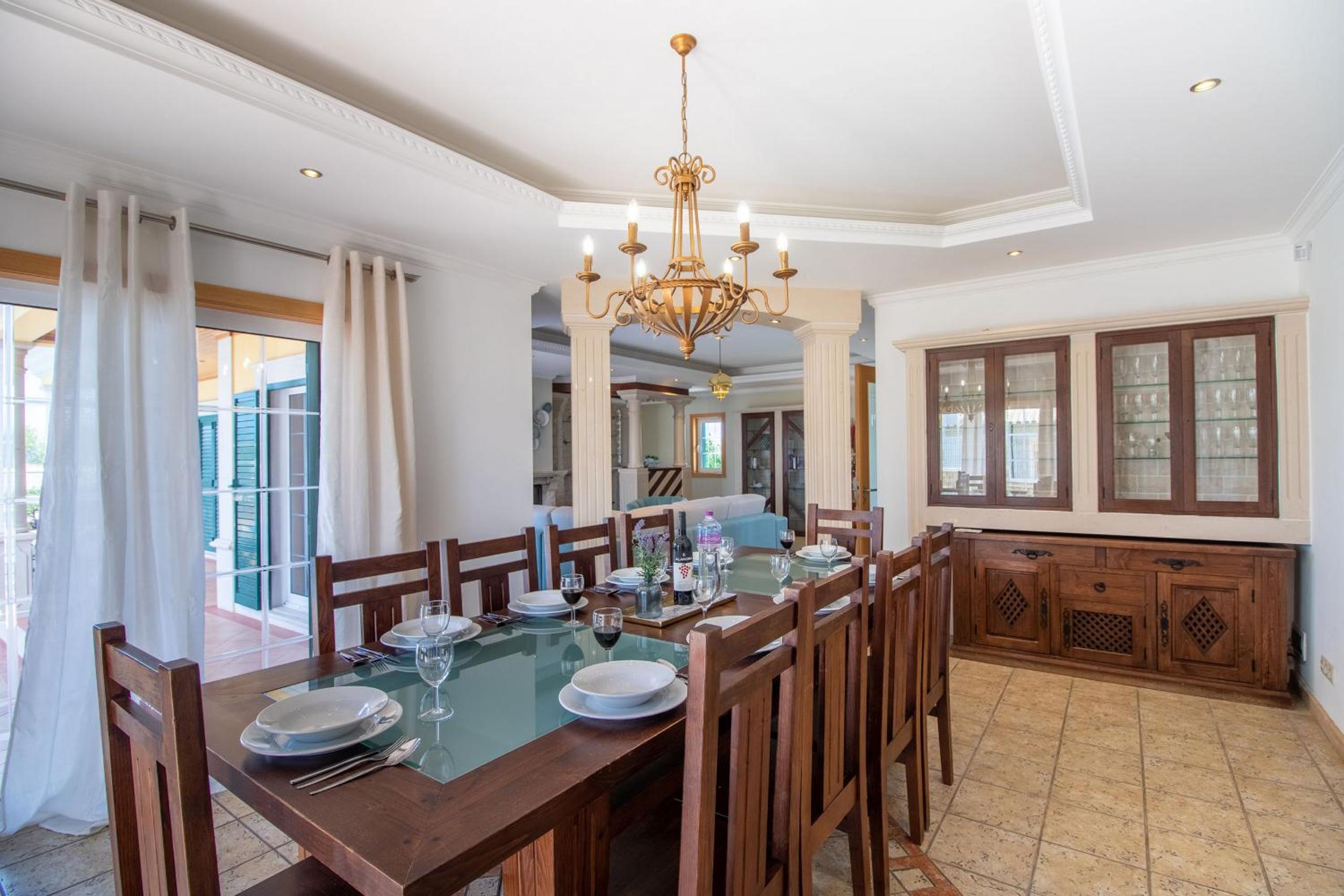 Villa Iris by Algarve Holidays