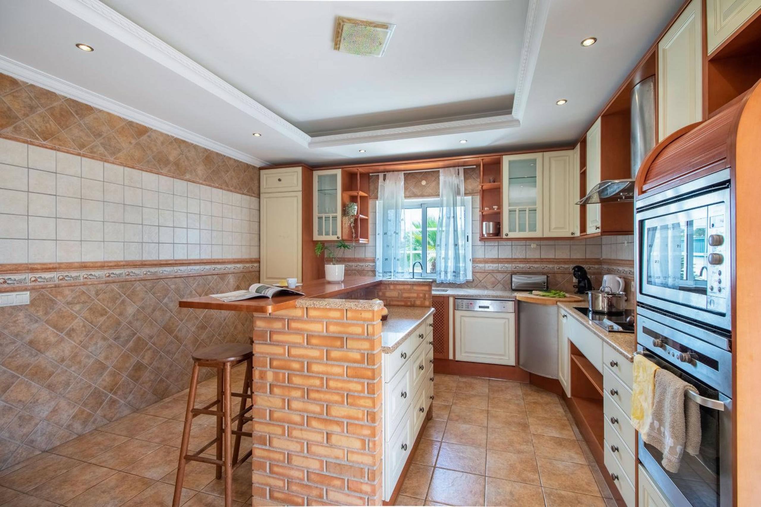Villa Iris by Algarve Holidays