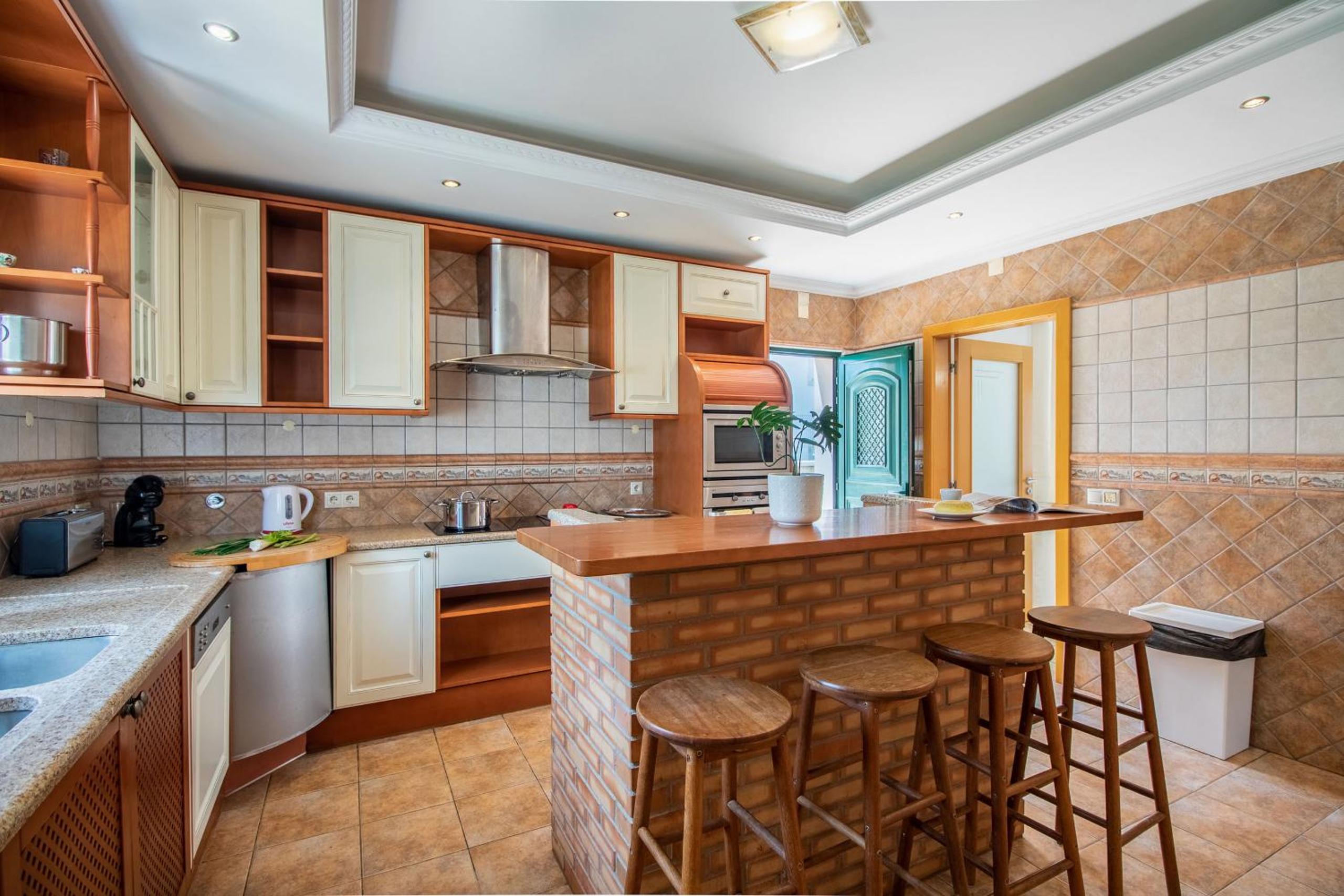 Villa Iris by Algarve Holidays