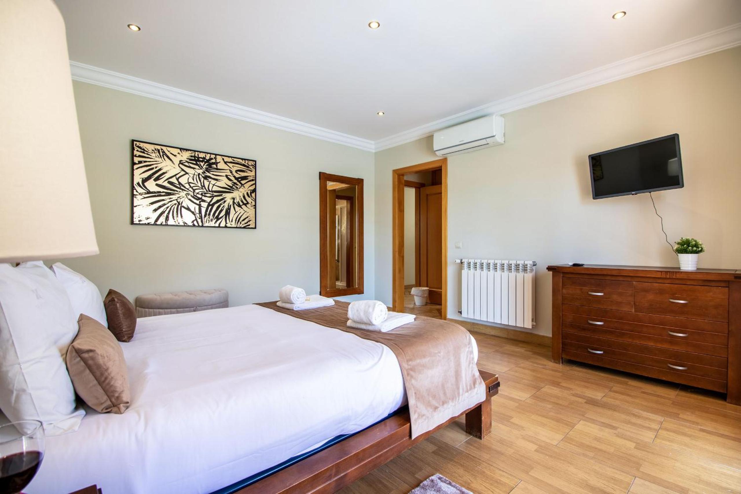 Villa Iris by Algarve Holidays