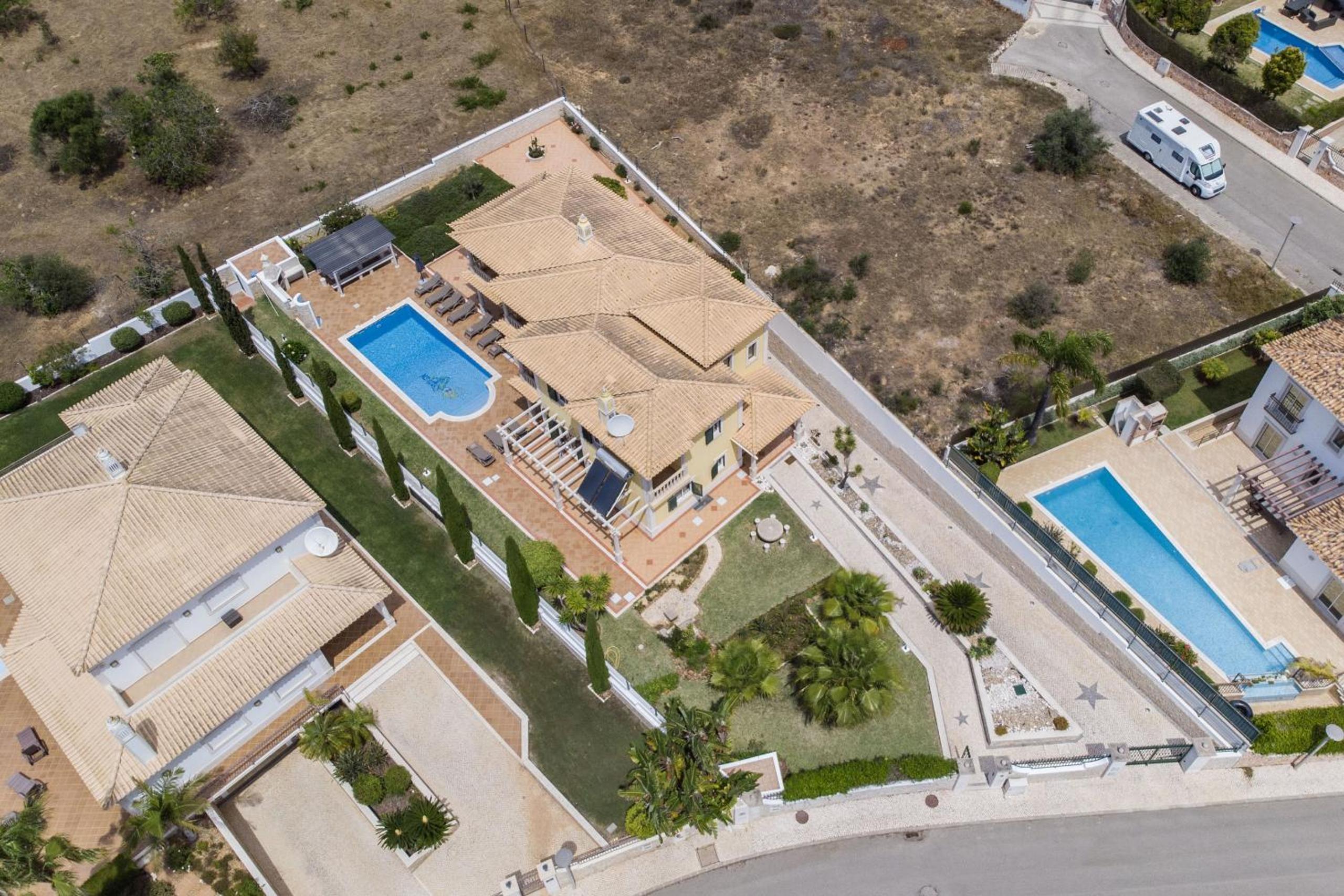 Villa Iris by Algarve Holidays