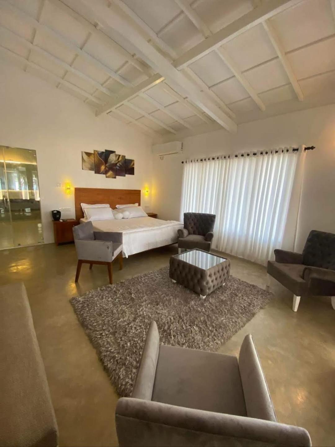 Sri Lanka Beach House Hotel and SPA
