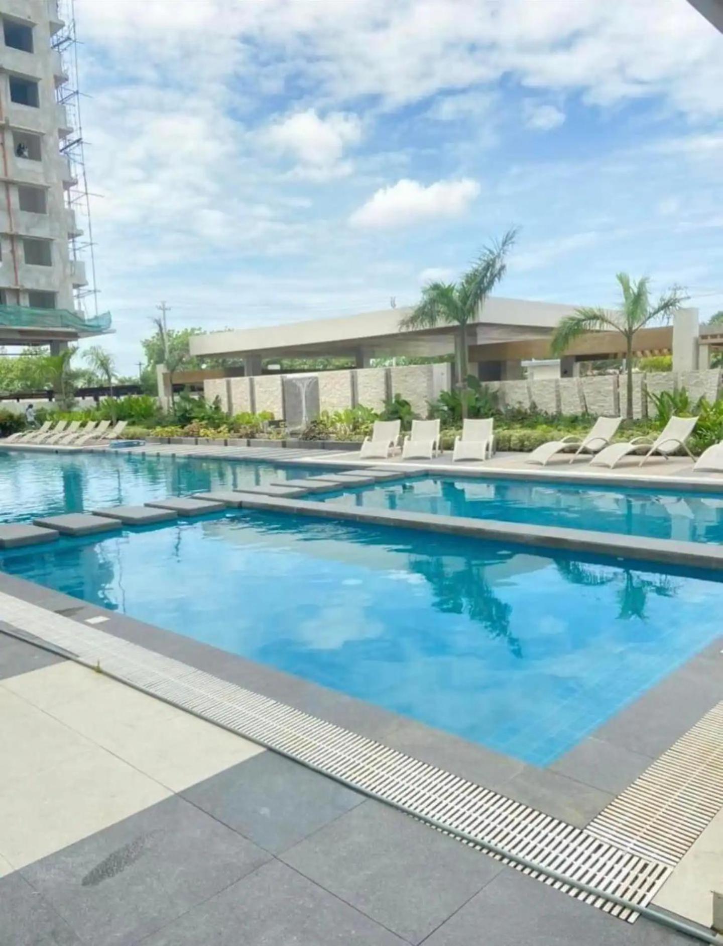 Petite Flat at Mesavirre Garden Residences view 2