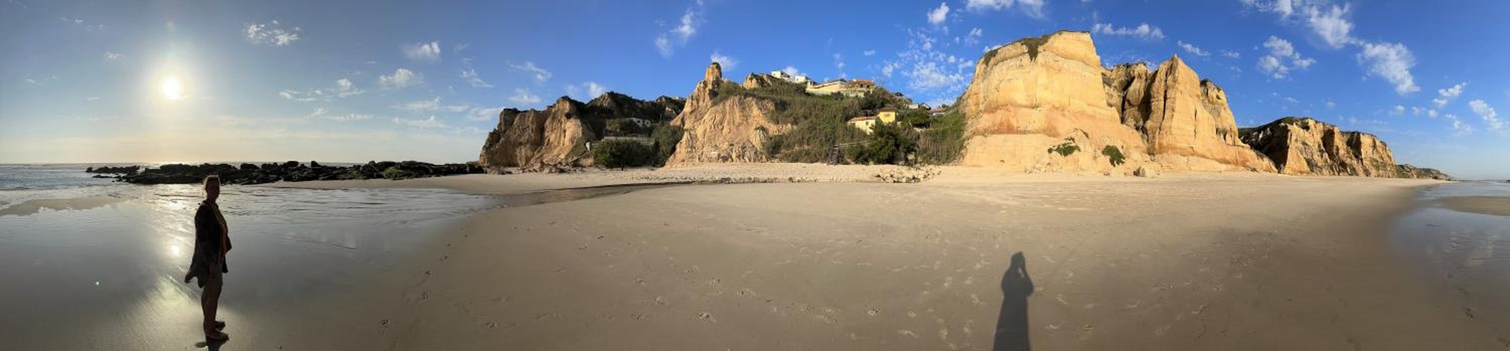 100 meters from the Beach! Rua da Paz Nazaré view 3