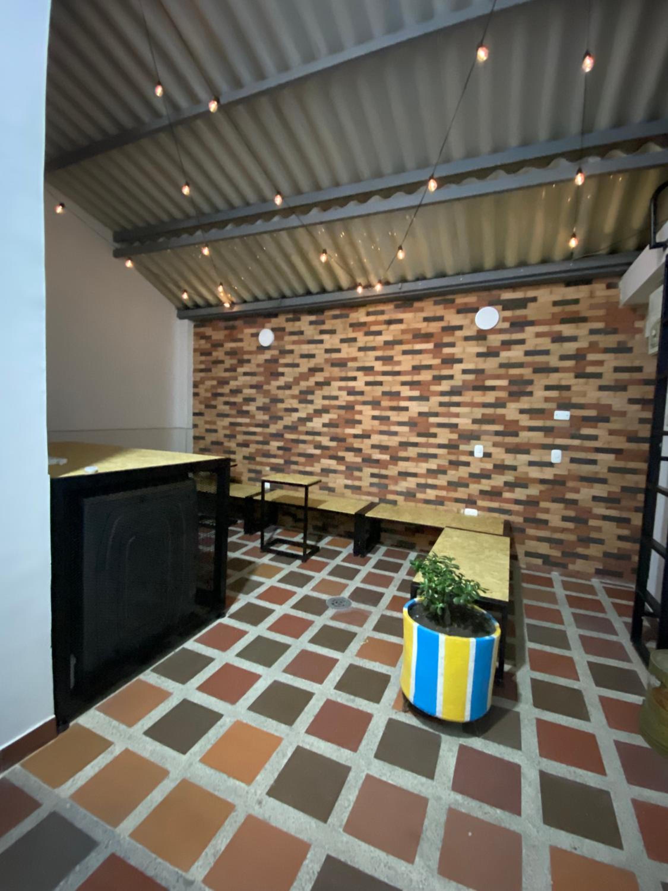 banana hostel