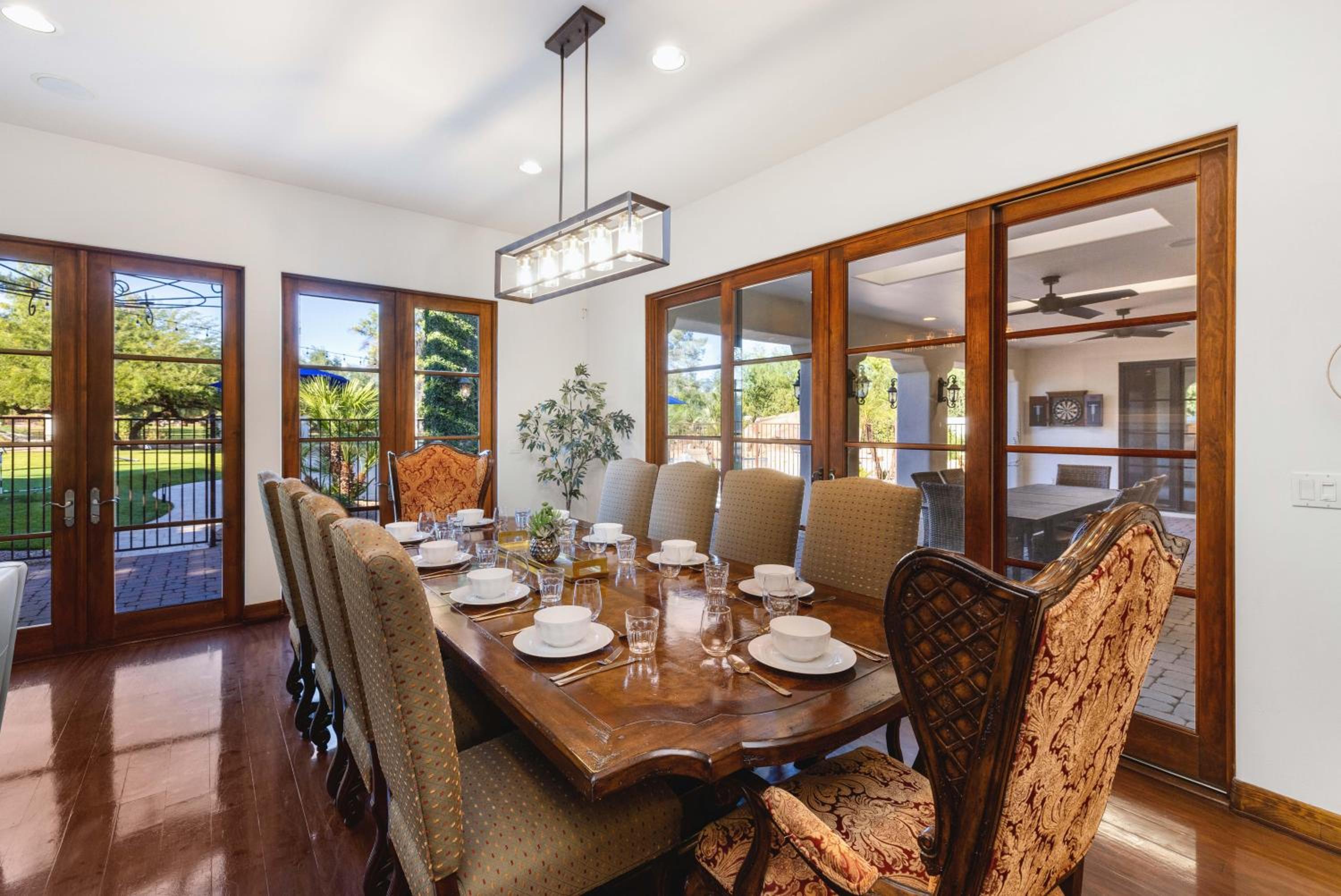 dining