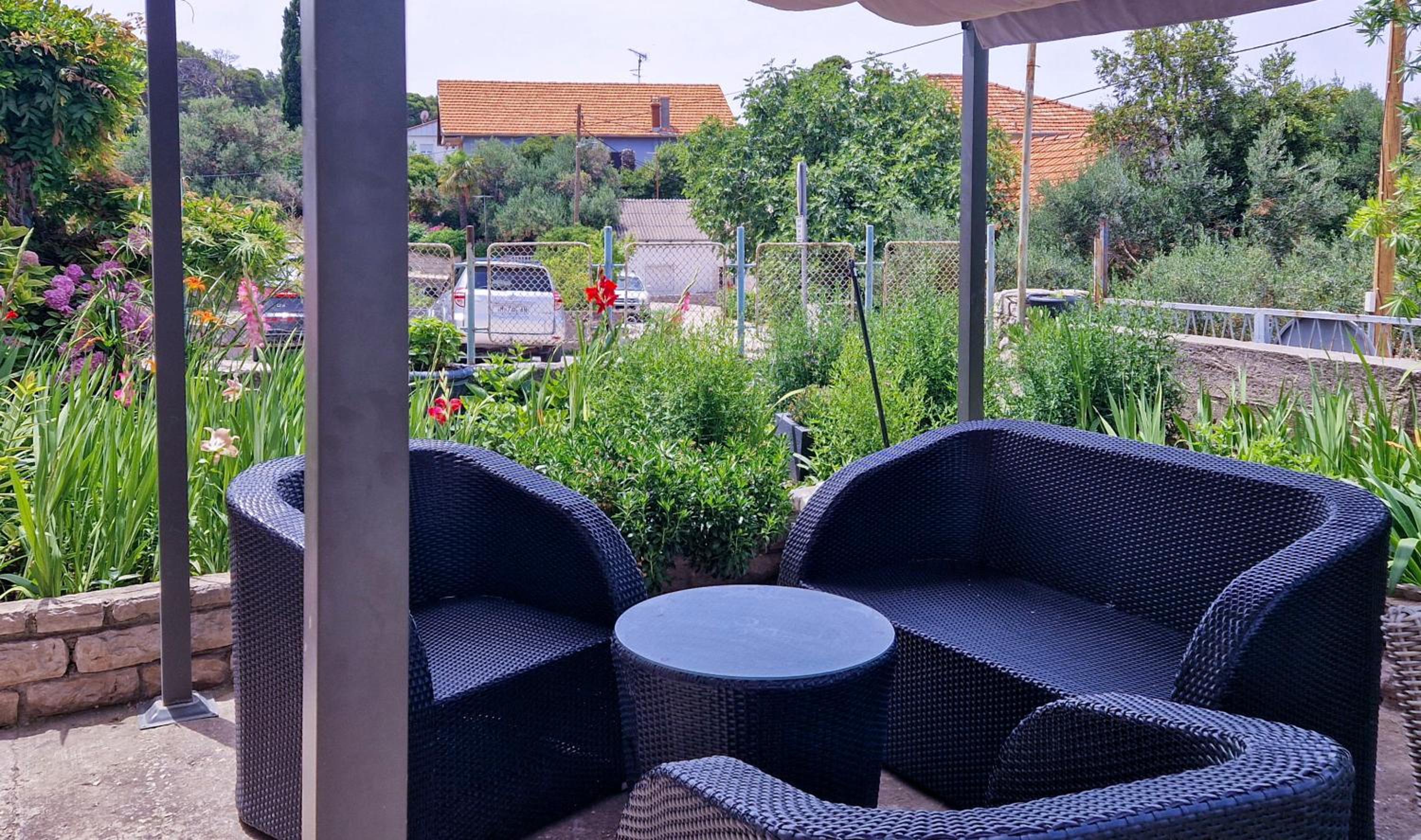 Renovated Apartments Skorin