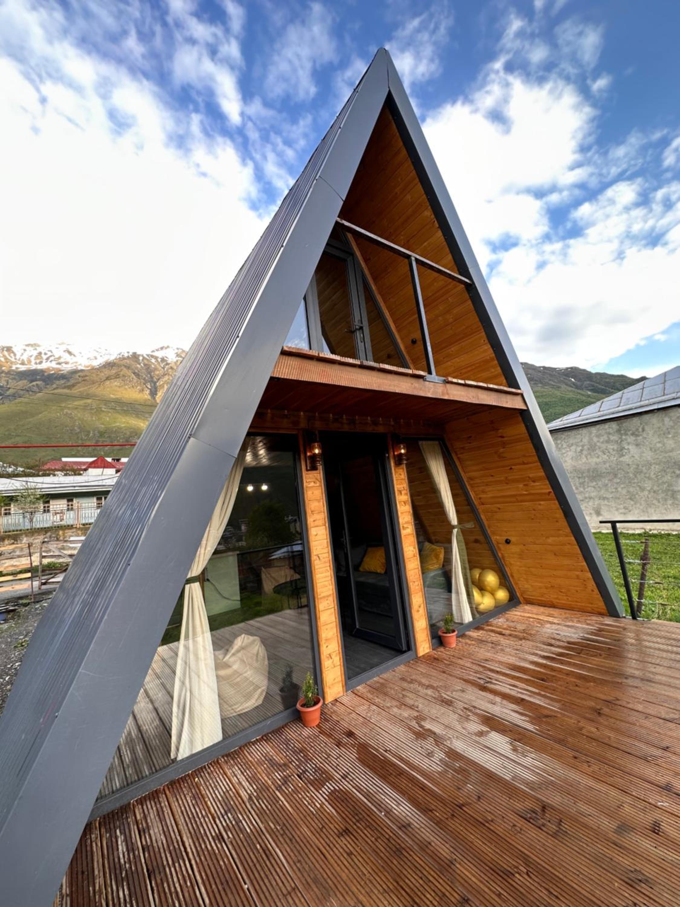 Alagi Cottage Kazbegi view 4