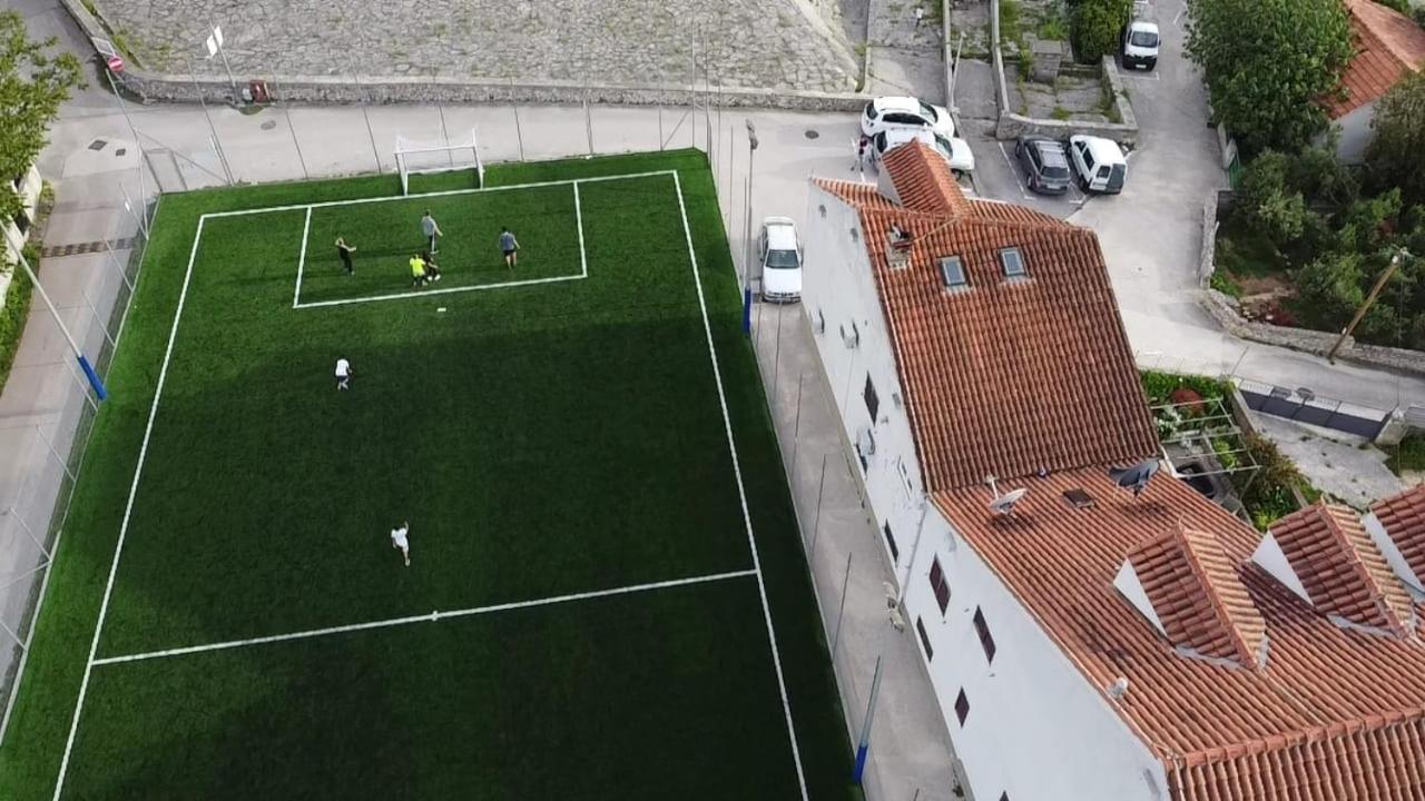 Renovated Apartments Skorin
