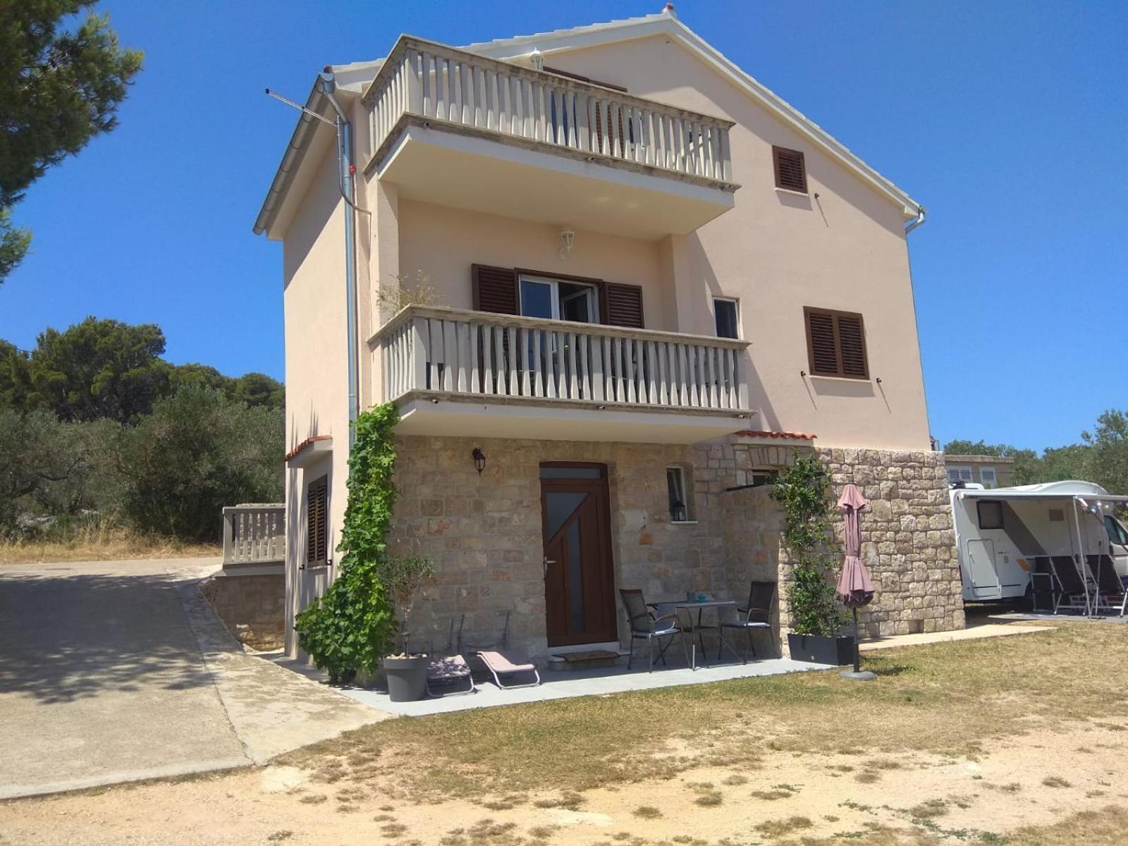 Milka - apartman uz more view 4