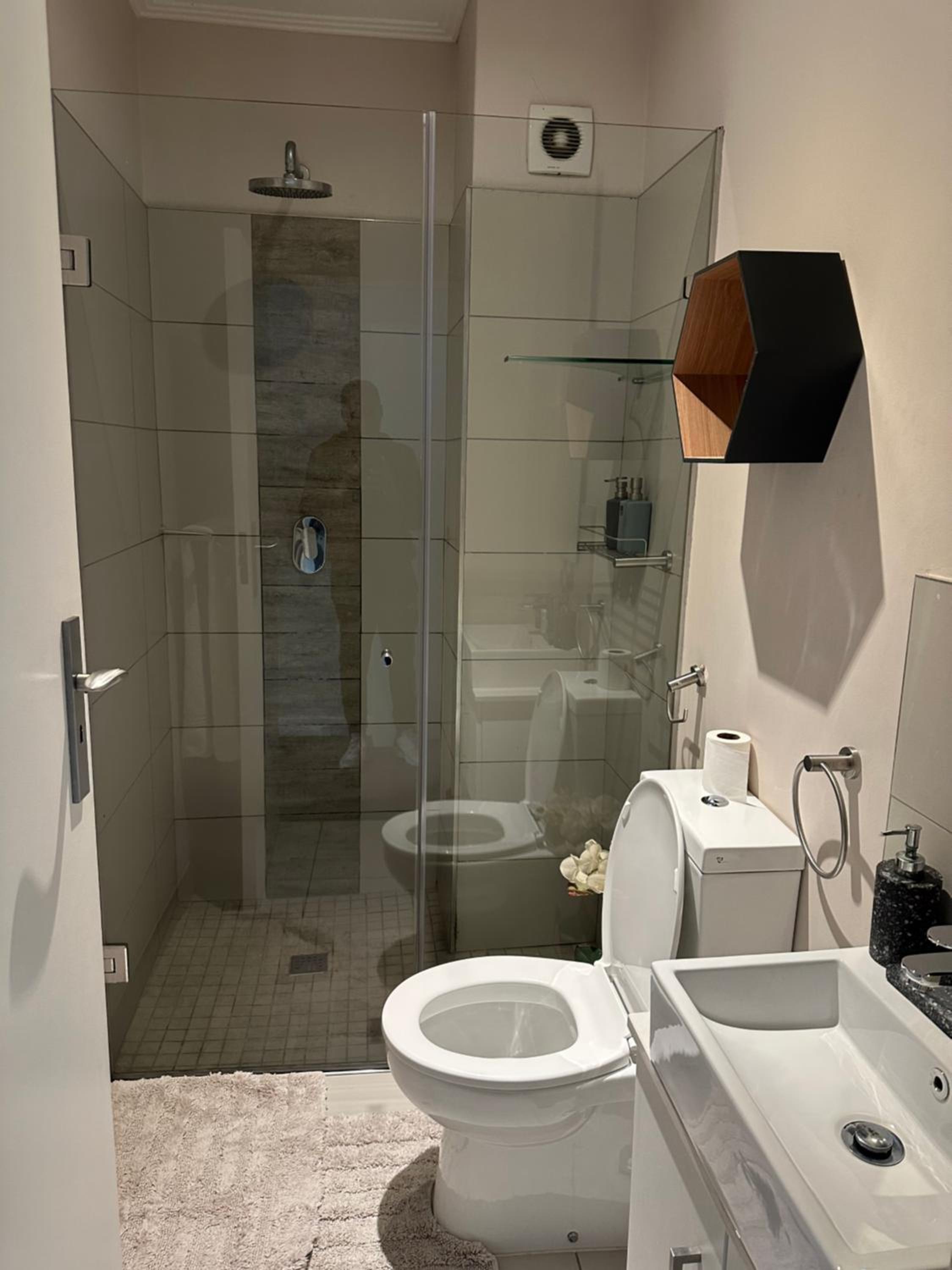 KMG Apartments at The Apex