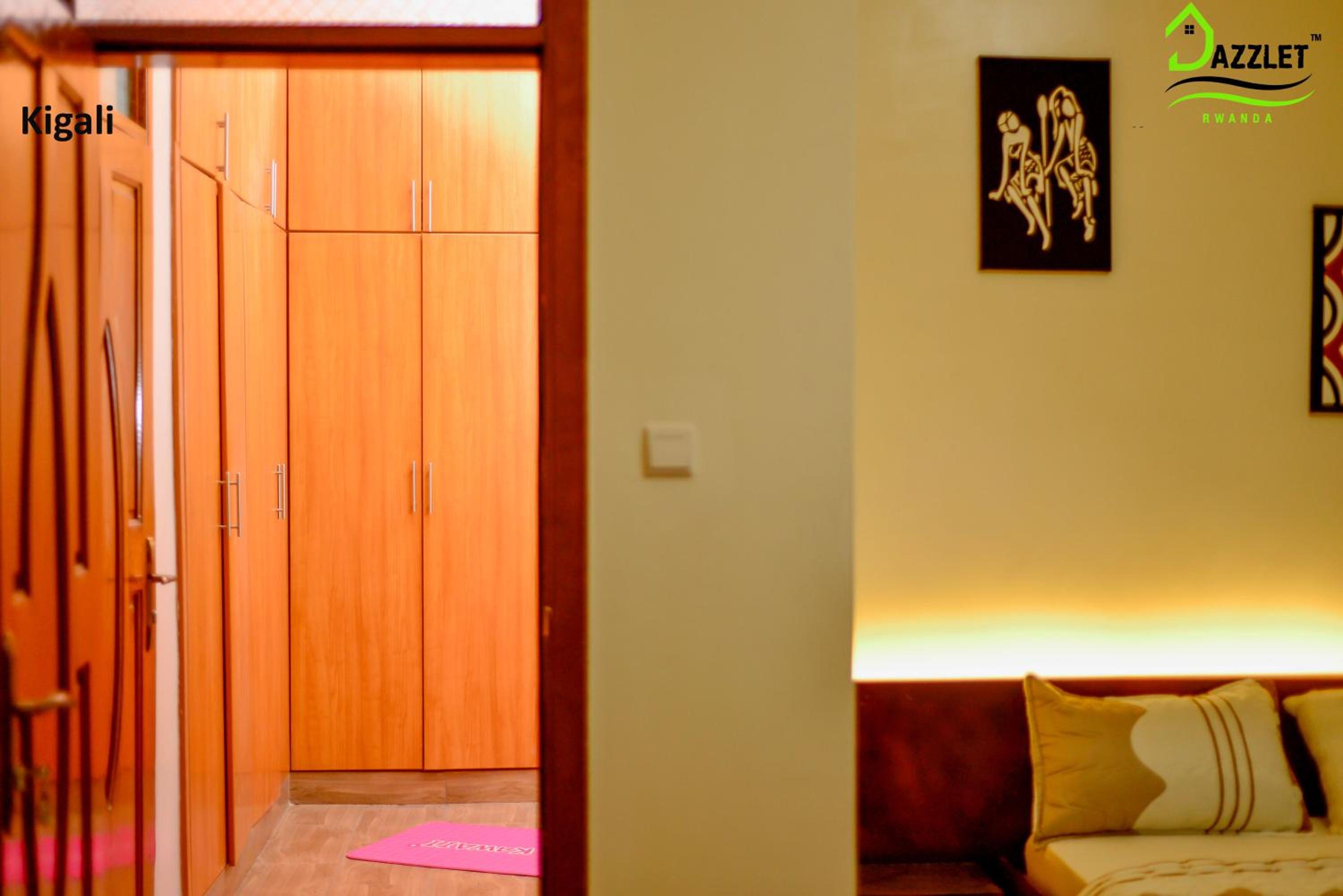 DAZZLET RWANDA