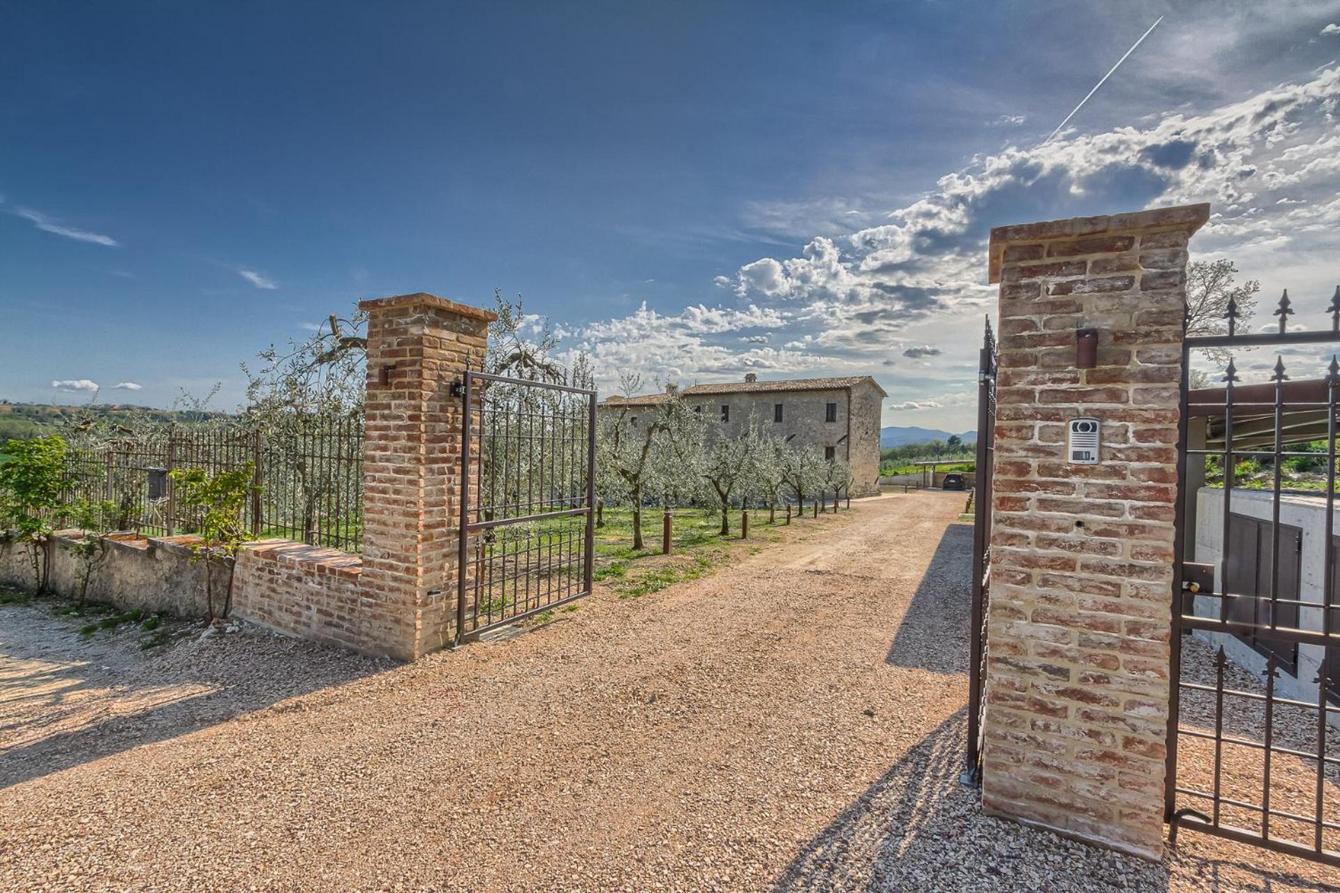 Agriturismo Colli Martani view 4