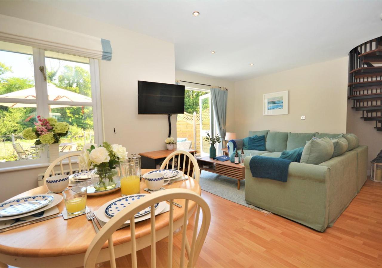 2 Bed in Little Petherick oc-p00635