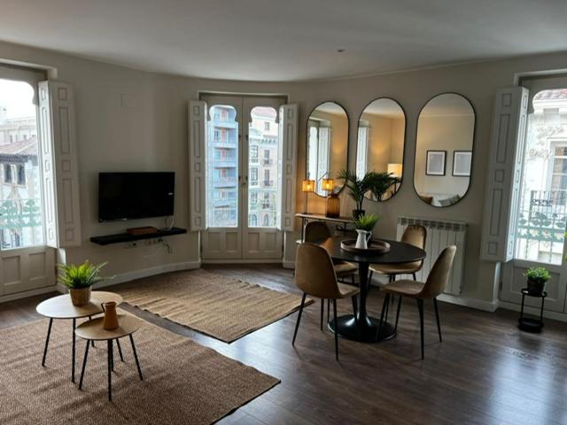 Ja Suites Zaragoza