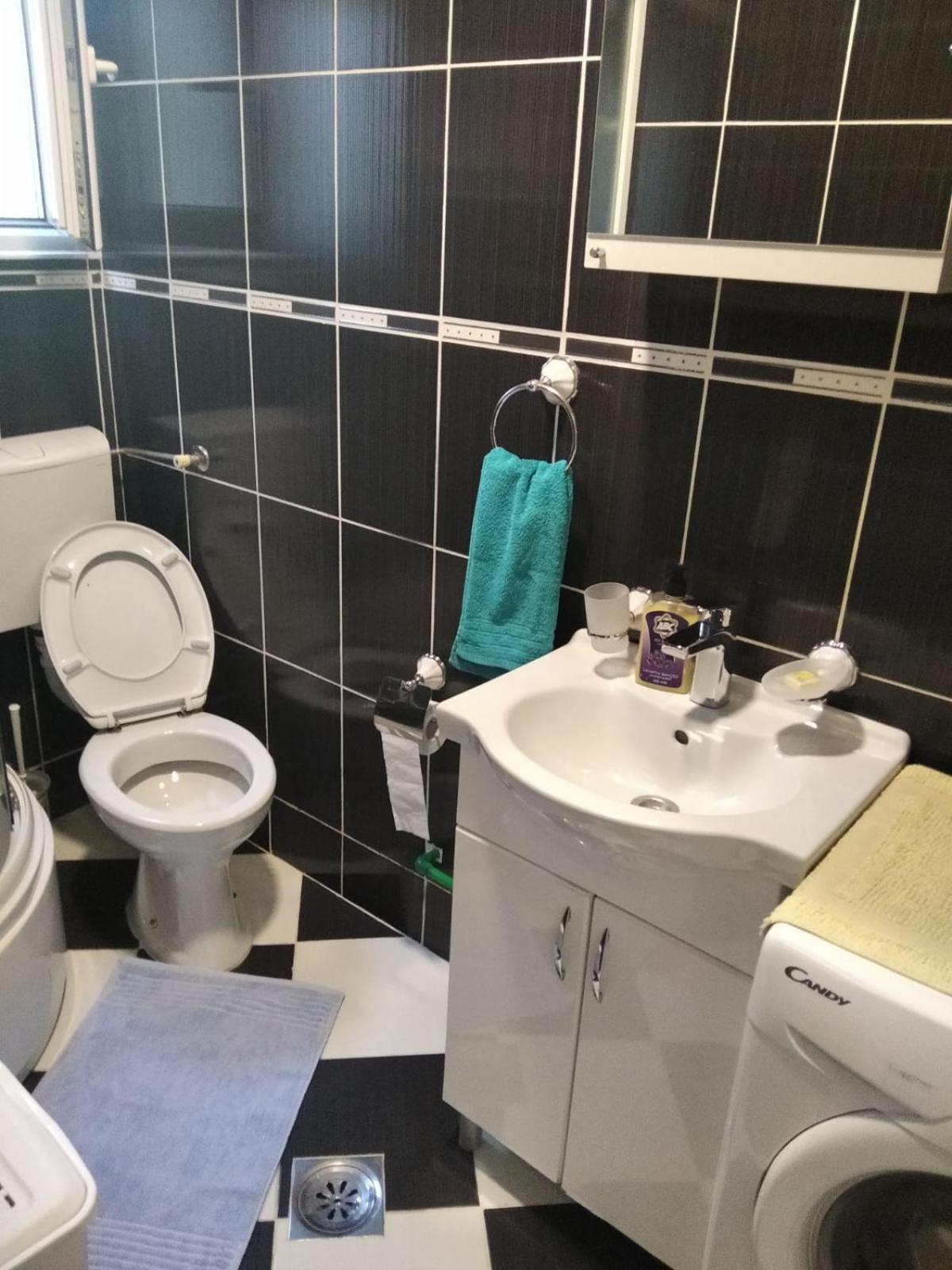 Apartman,, Prijevor,, view 2