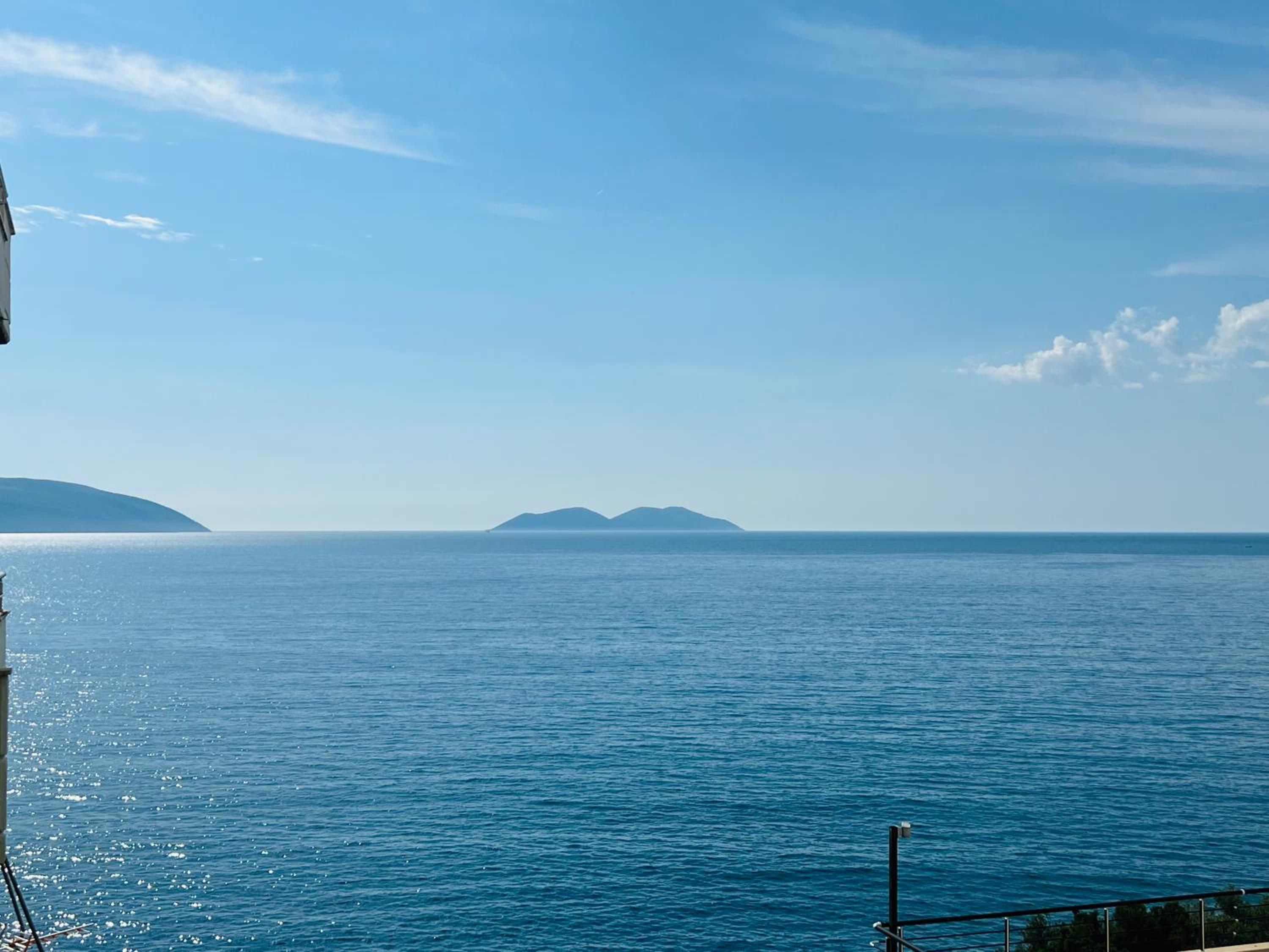 Sea view apartment