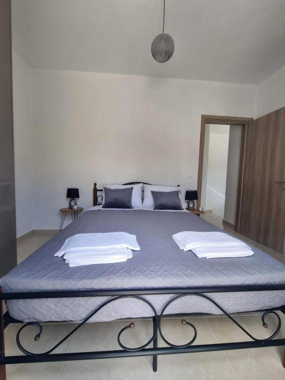 Dionysia apartments