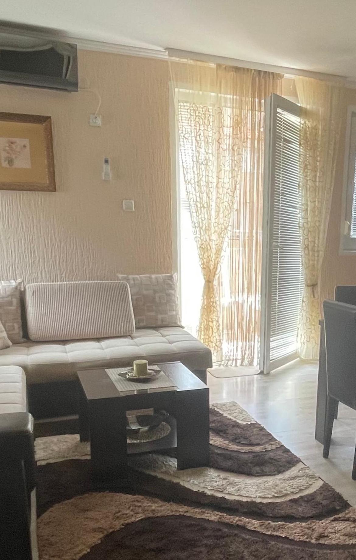 Studio Apartment for rent in Budva view 3