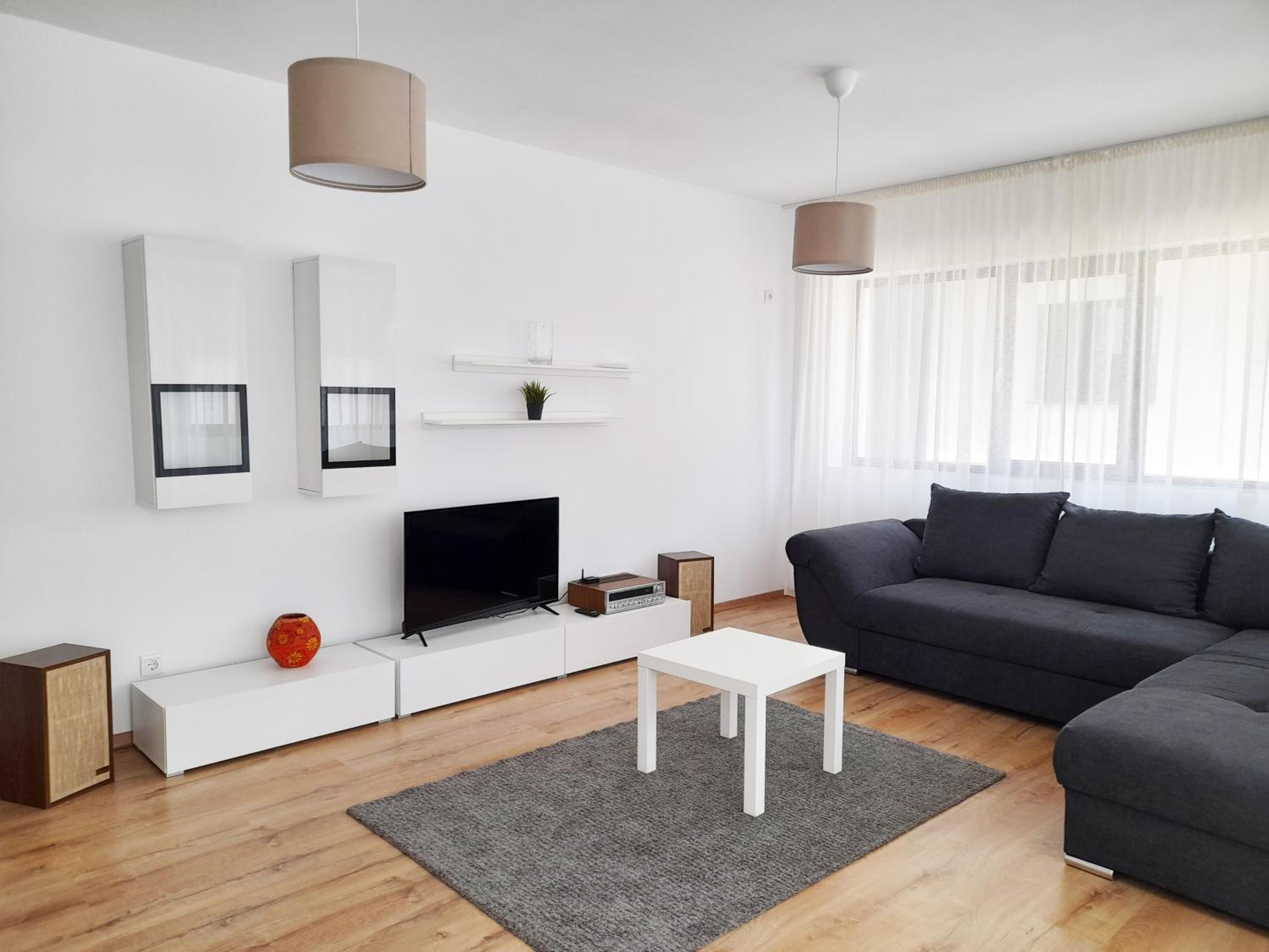 White Flat