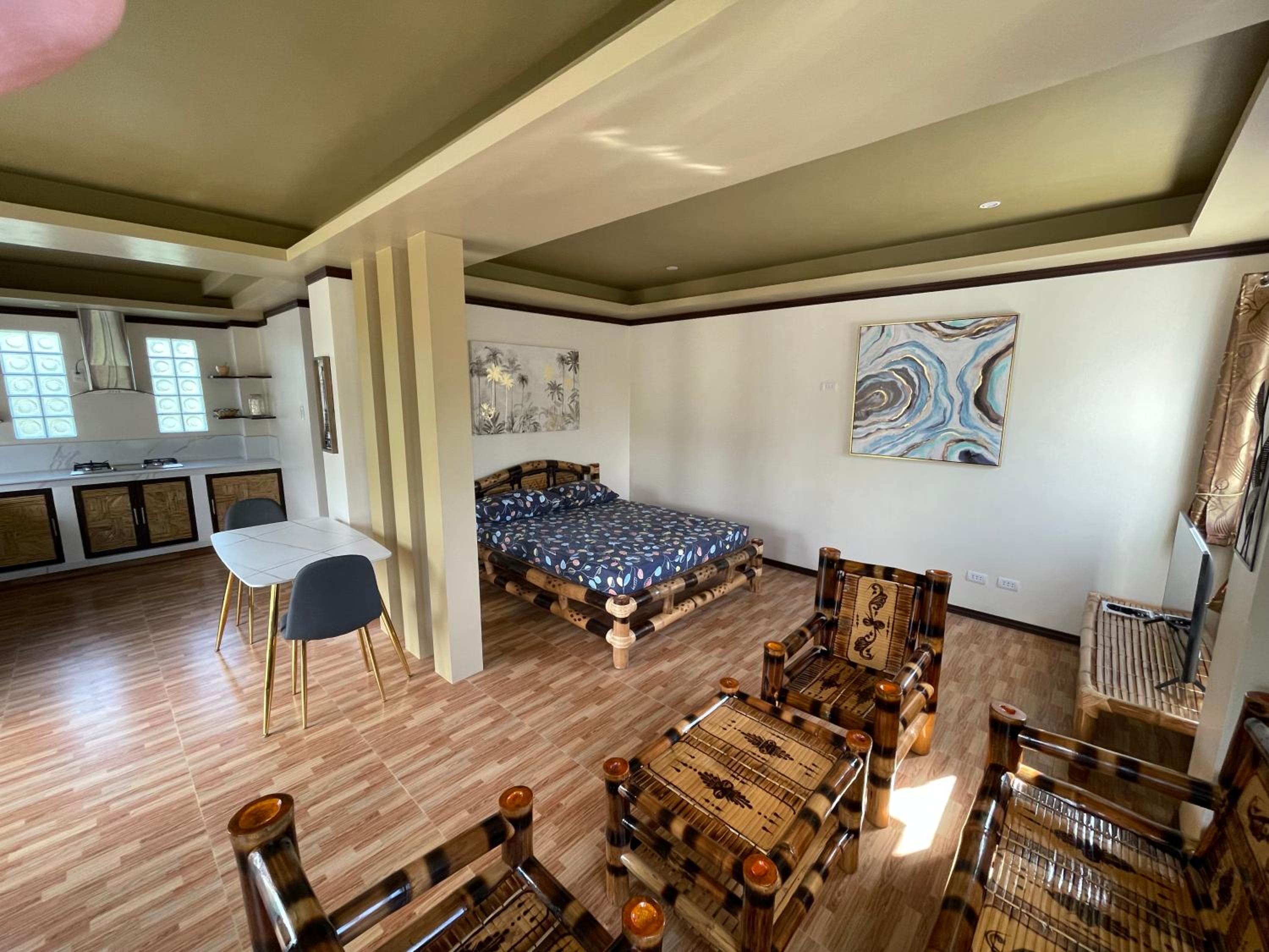 Rose Apartment