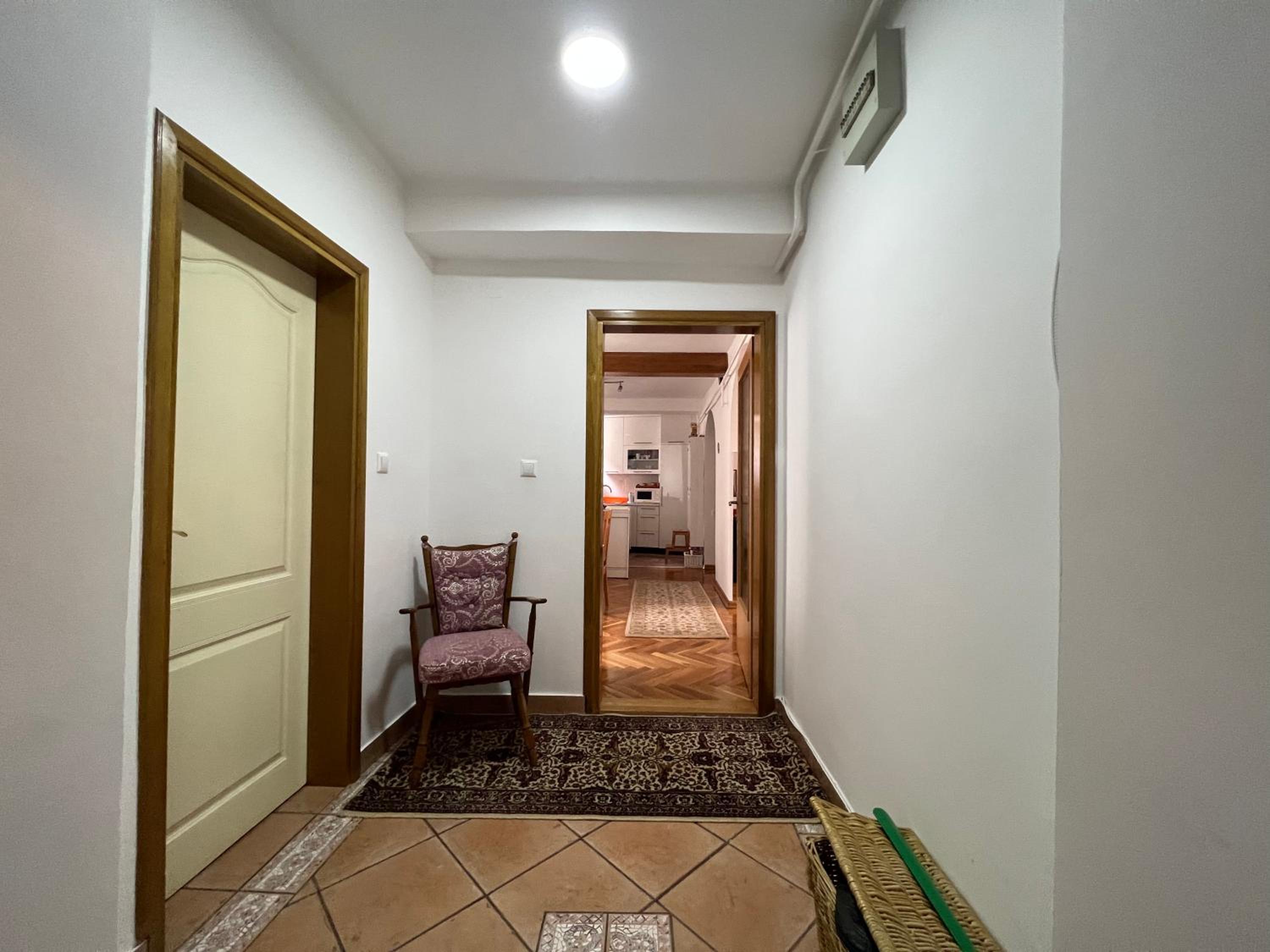 Djana Apartment