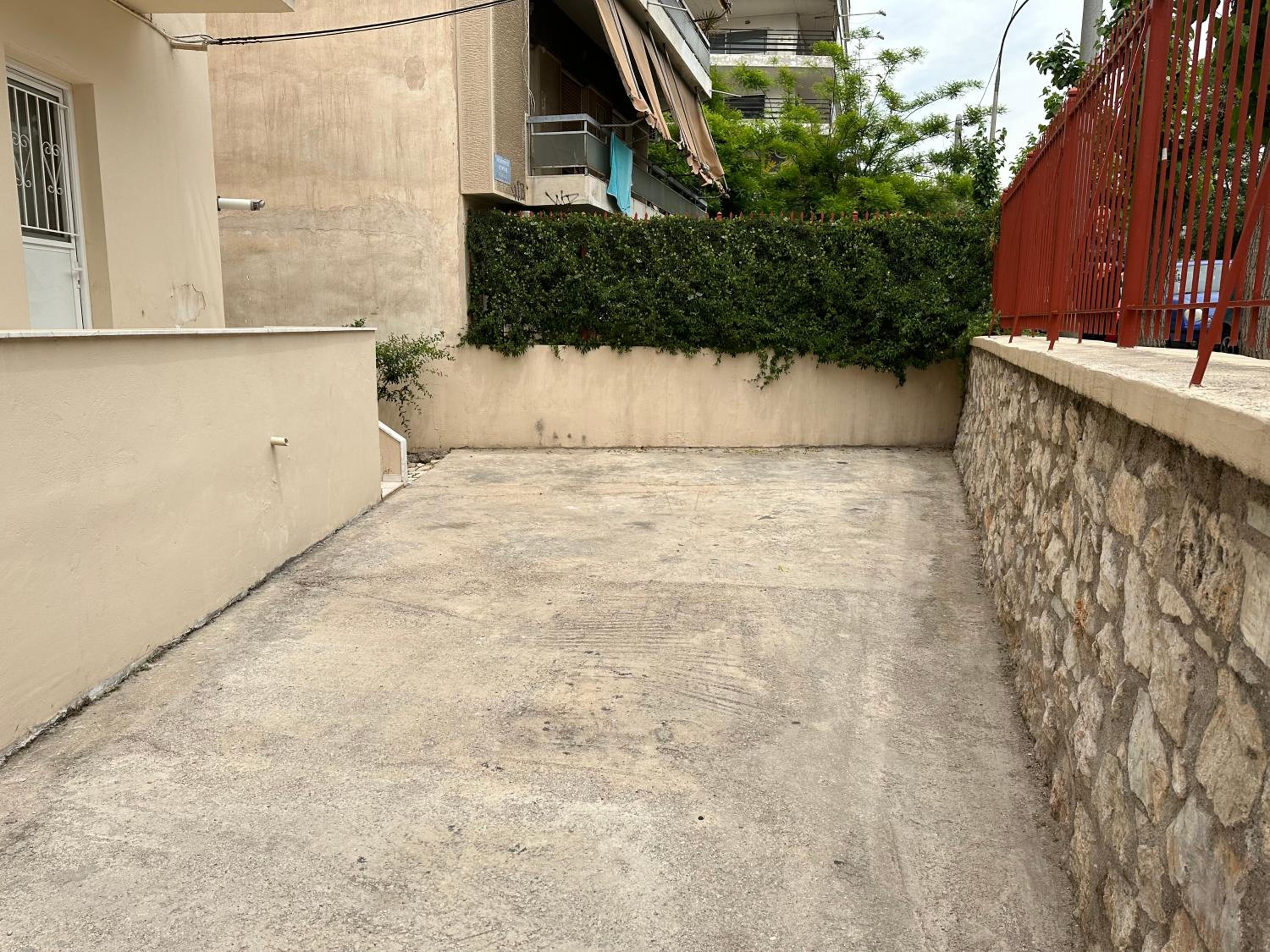Modern house next to Metro station to explore Athens