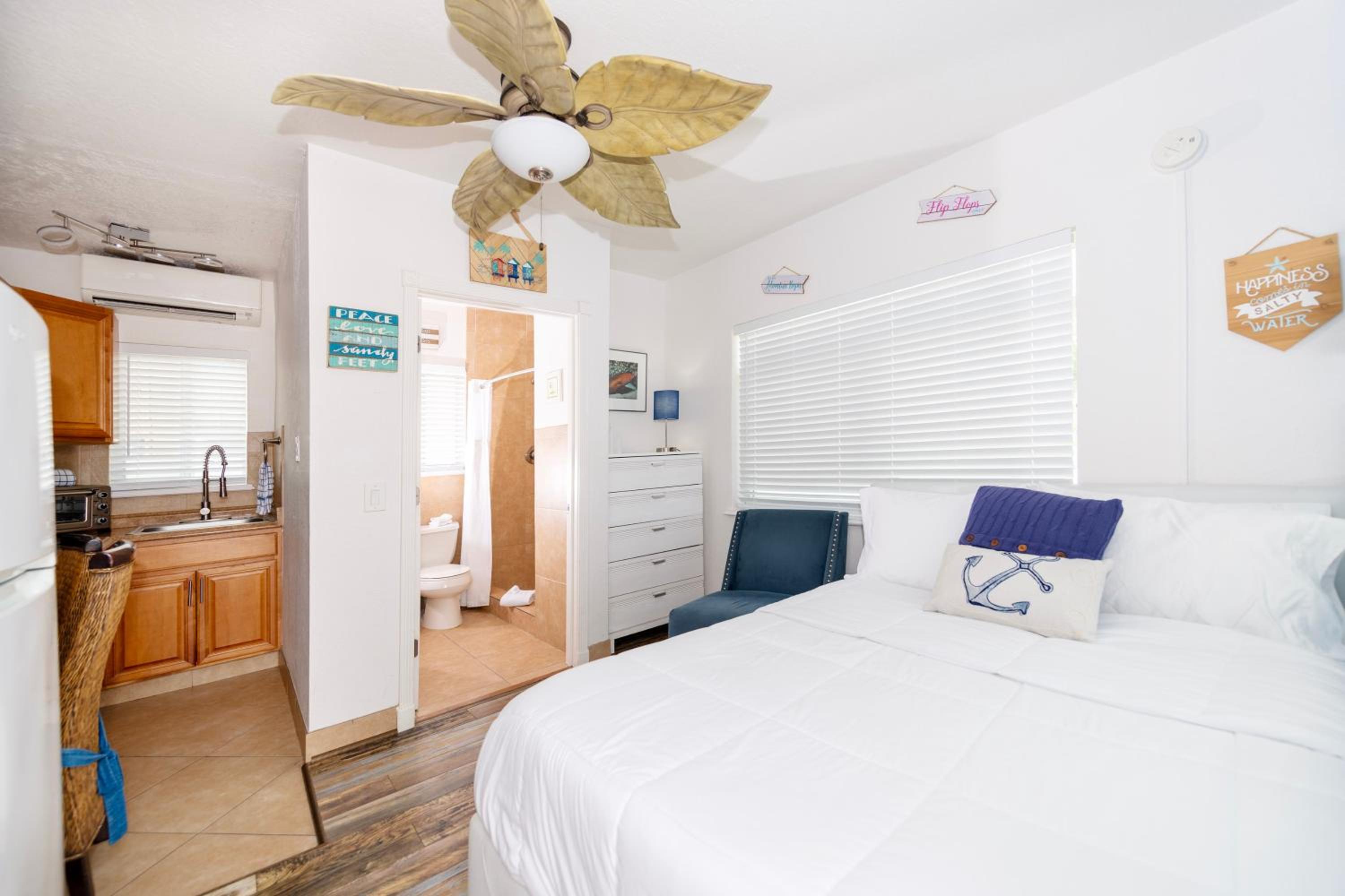 Tropic Isle Boutique Hotel - Image 2