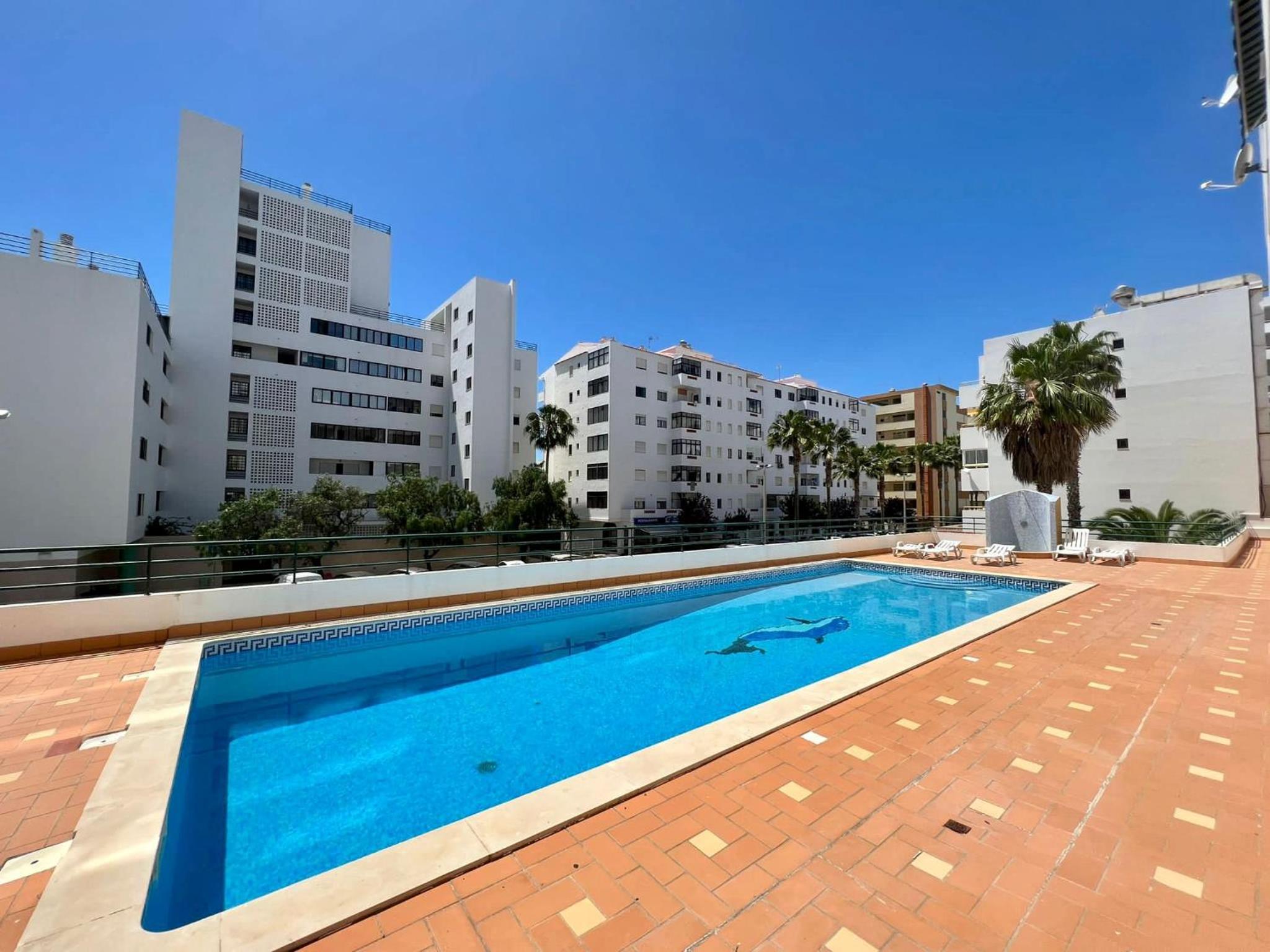 Luxury Modern Beach Apartment