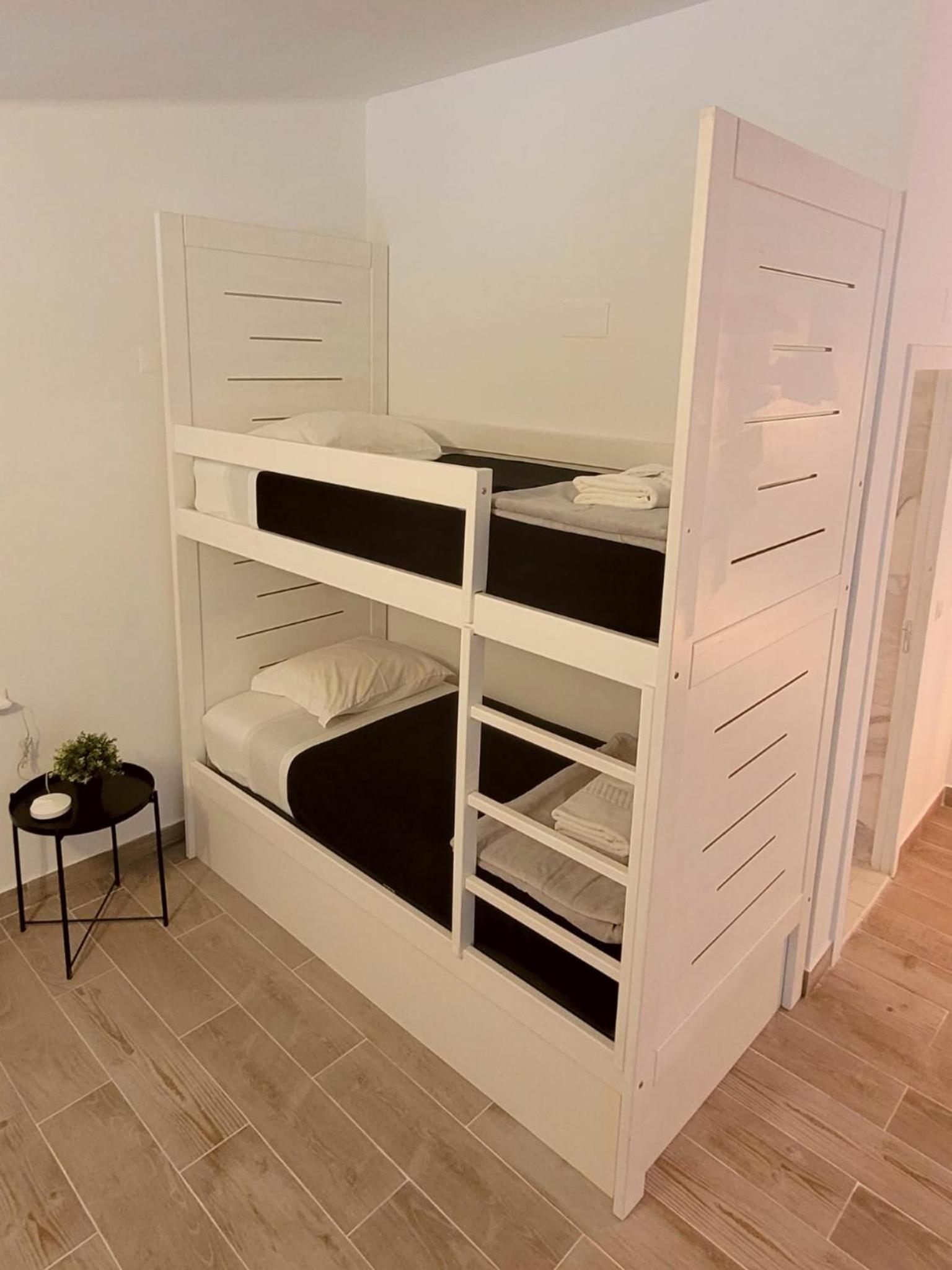 Village Cascais Guest House