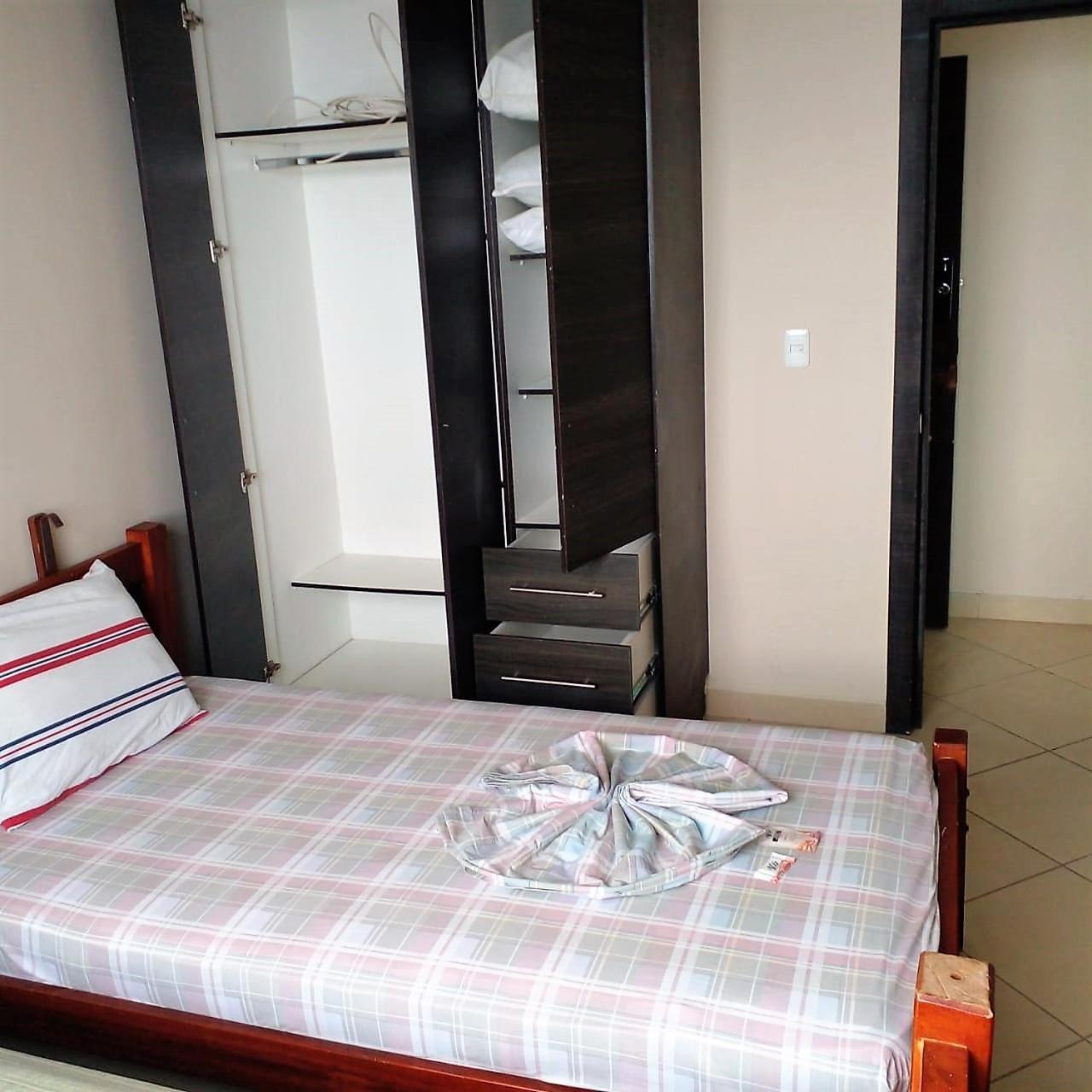 Apartment in Atacames view 5