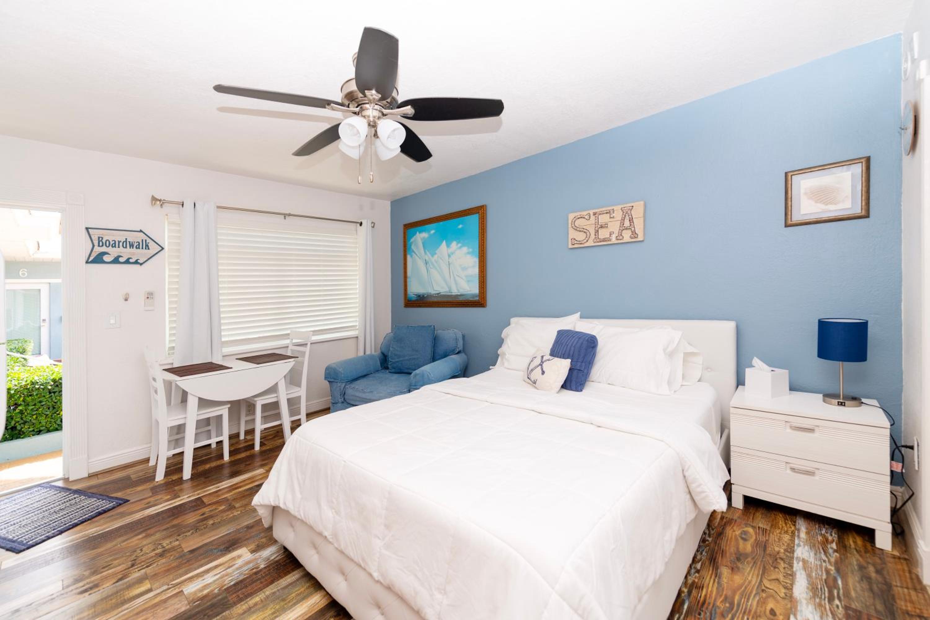 Tropic Isle Boutique Hotel - Image 4